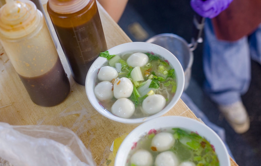 【雙連美食】燕山湯圓，傳承三代的超人氣排隊小吃，湯圓、肉粽、餛飩湯都厲害推薦(菜單) @趙先生吃飯