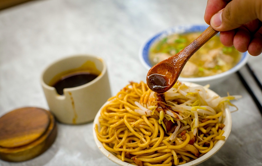 【中和美食】大胖肉焿光華總店，高人氣老店，肉羹湯可續湯、炒麵夠香都推薦(菜單) @趙先生吃飯
