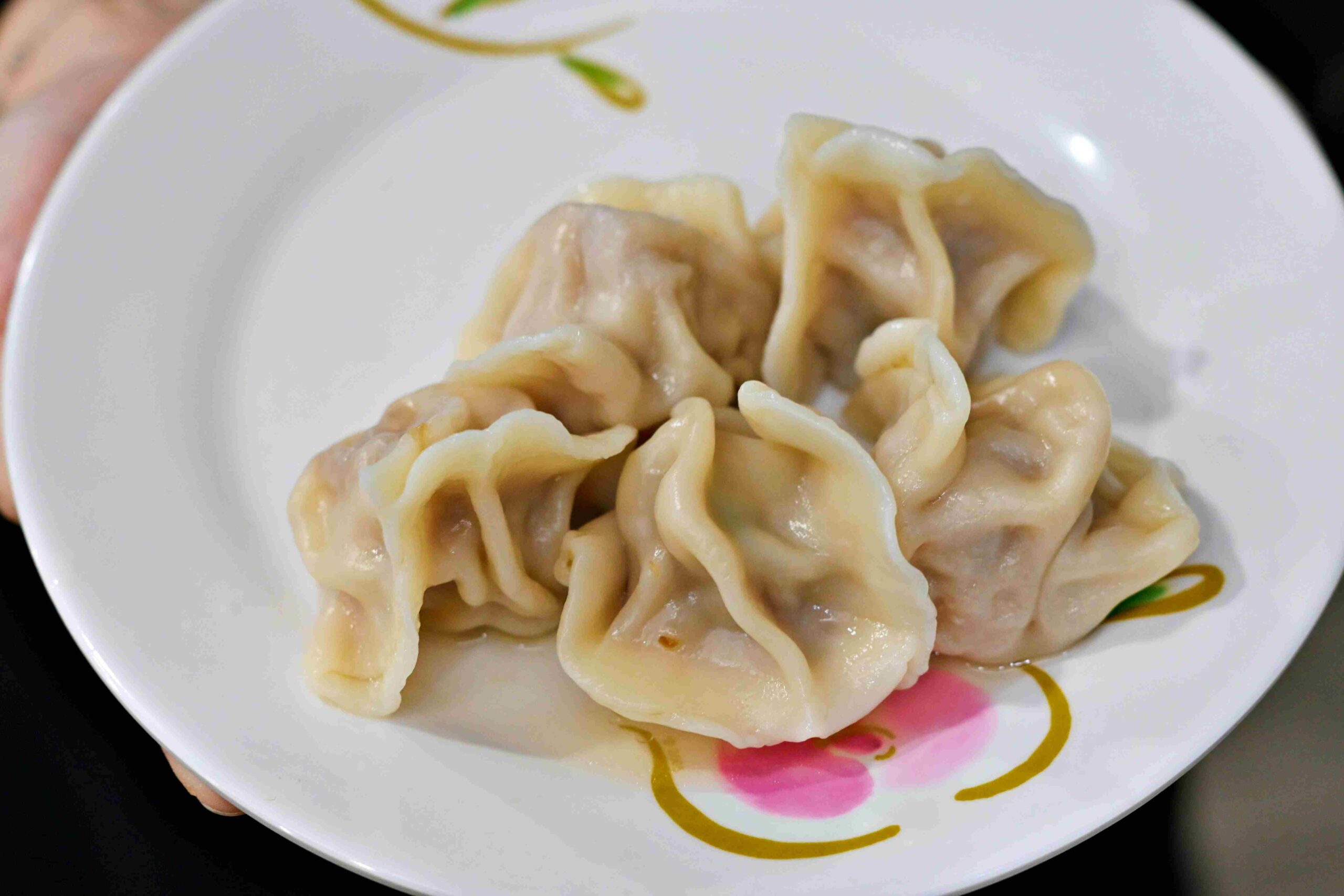 【新莊美食】川豫手工餃子河南燒餅，純手工現烤外酥內軟Ｑ推薦紫薯燒餅芝麻糖餅(菜單) @趙先生吃飯