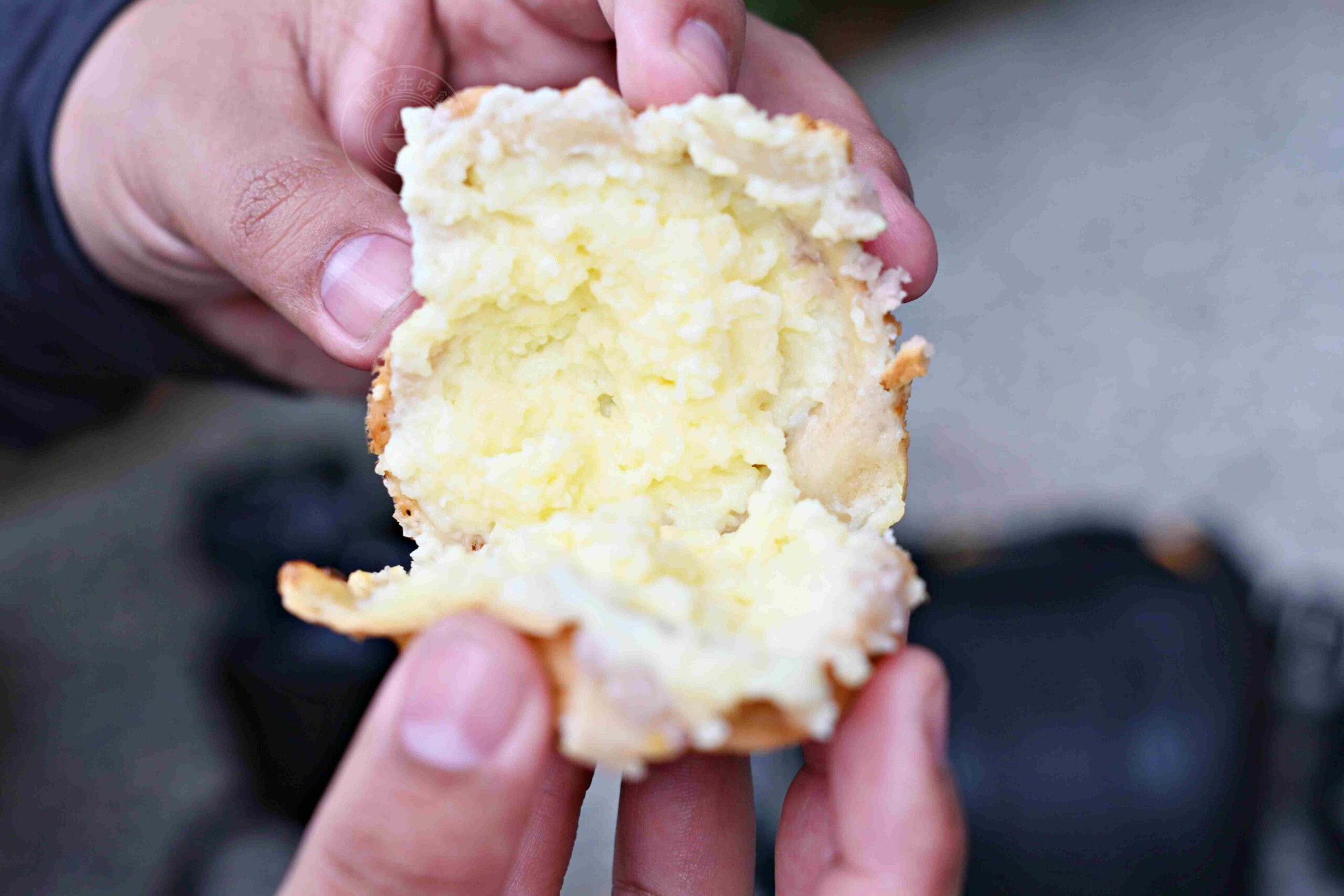 【板橋美食】太極鰲車輪餅，巨無霸爆餡紅豆餅推薦，竟然只要15元無敵好吃(菜單) @趙先生吃飯