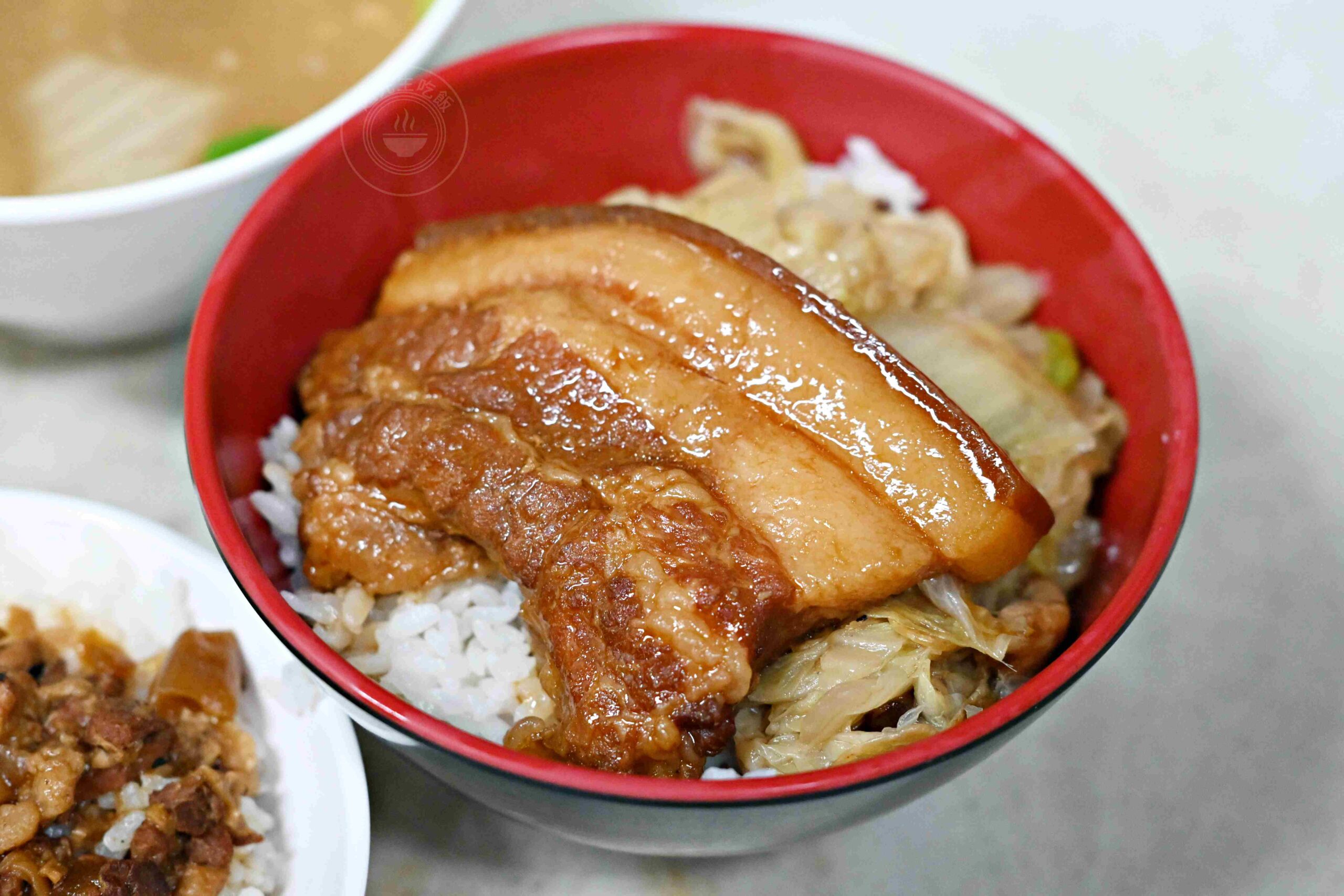 【板橋美食】阿益魯肉飯,台北絕版15元卻意外好吃,小菜也都便宜好吃推薦(菜單) @趙先生吃飯 【板橋美食】阿益魯肉飯,台北絕版15元卻意外好吃,小菜也都便宜好吃推薦(菜單) @趙先生吃飯