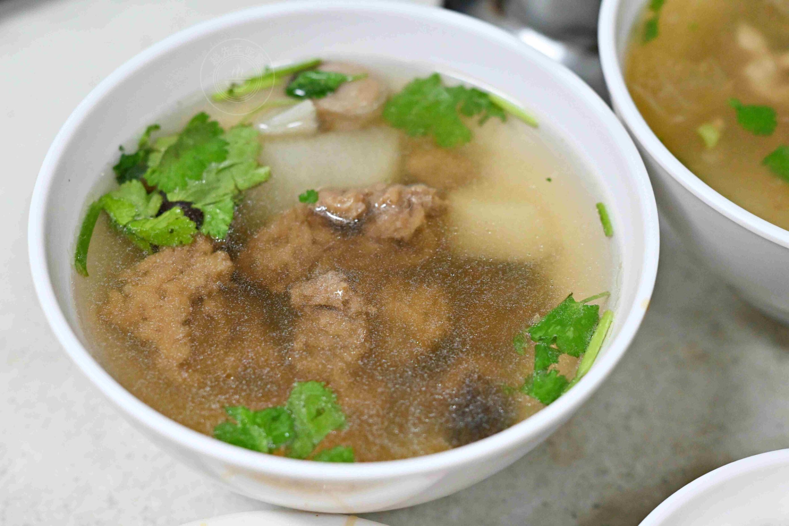 【板橋美食】阿益魯肉飯,台北絕版15元卻意外好吃,小菜也都便宜好吃推薦(菜單) @趙先生吃飯 【板橋美食】阿益魯肉飯,台北絕版15元卻意外好吃,小菜也都便宜好吃推薦(菜單) @趙先生吃飯