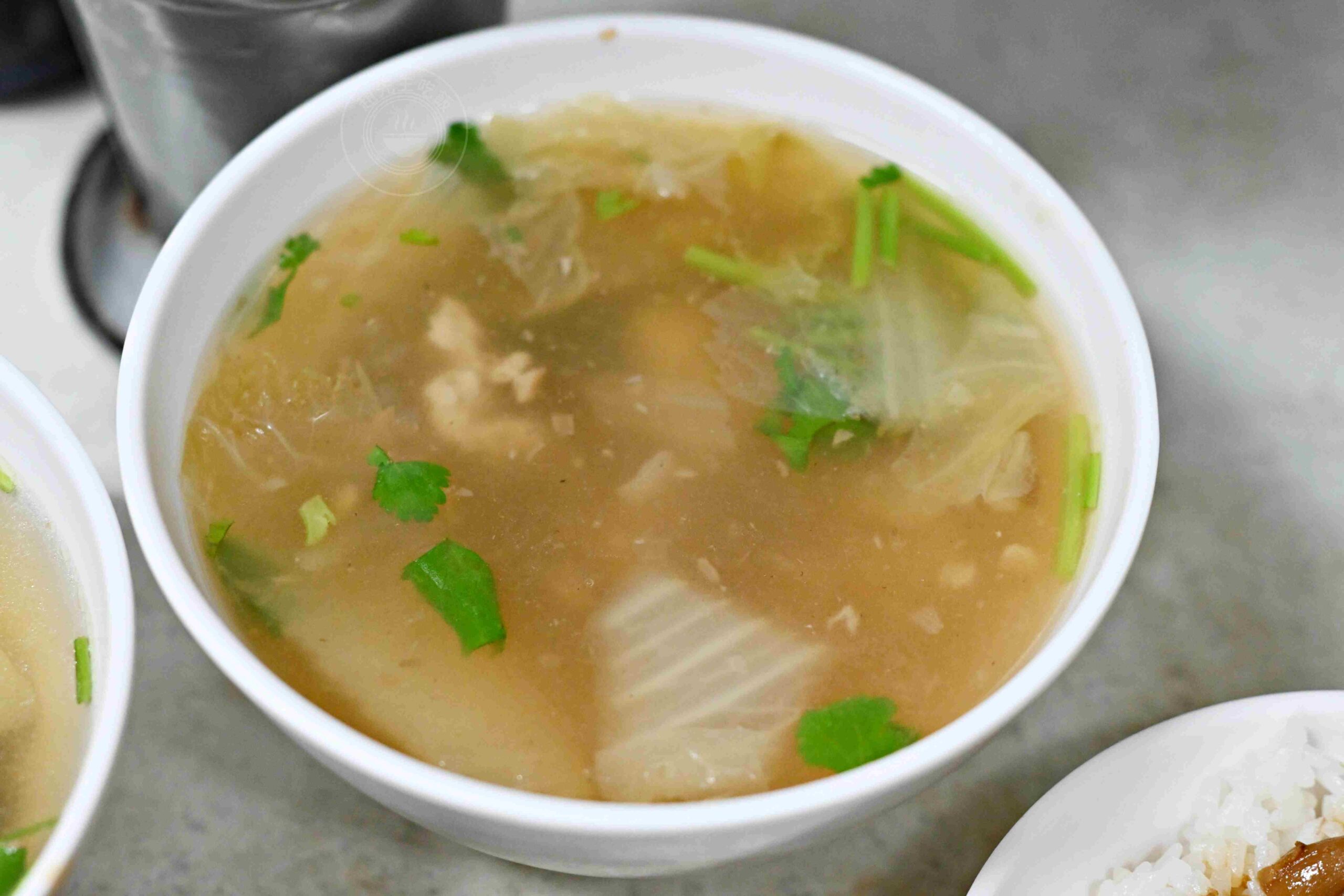 【板橋美食】阿益魯肉飯,台北絕版15元卻意外好吃,小菜也都便宜好吃推薦(菜單) @趙先生吃飯 【板橋美食】阿益魯肉飯,台北絕版15元卻意外好吃,小菜也都便宜好吃推薦(菜單) @趙先生吃飯