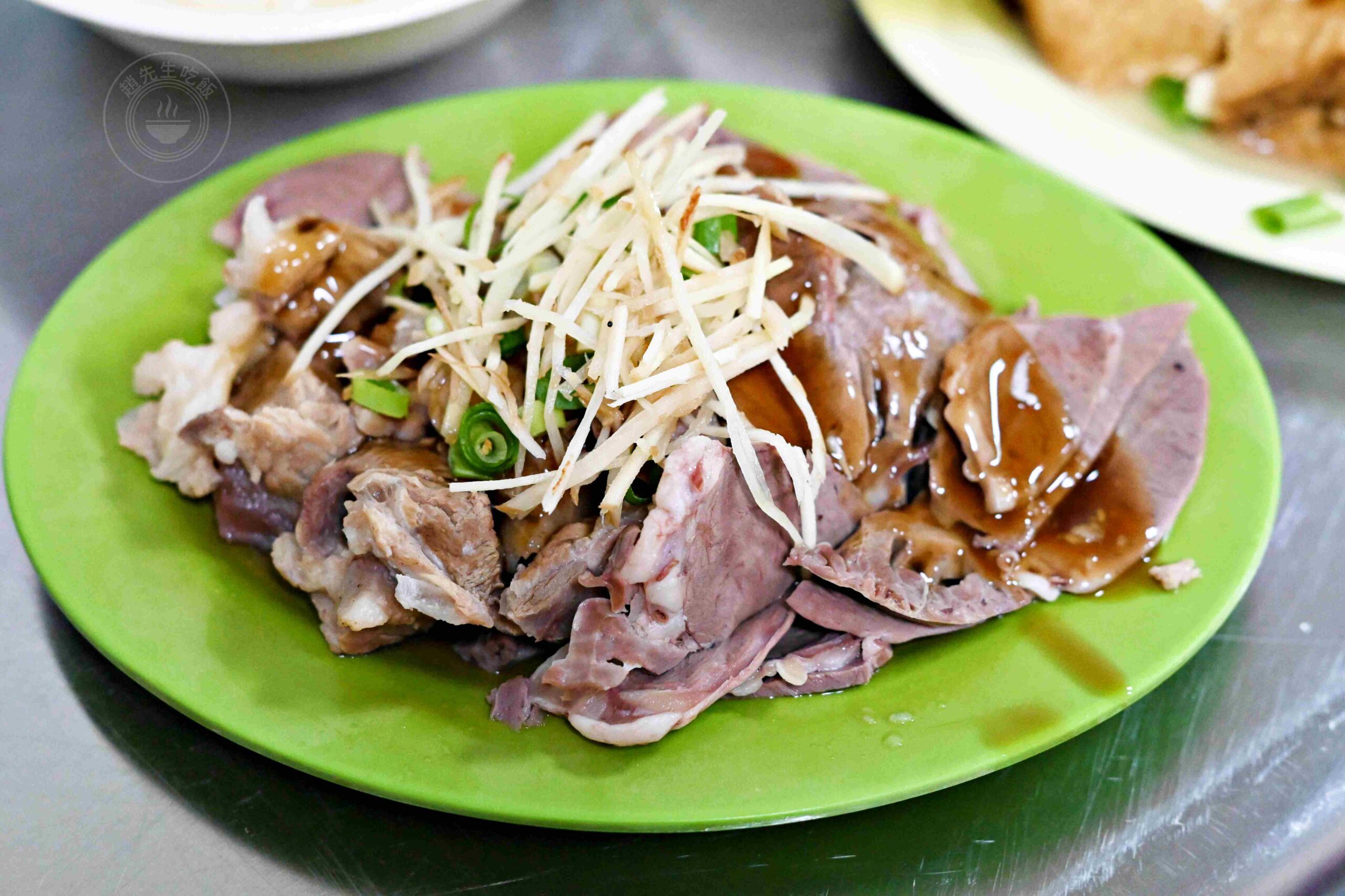 【信義區美食】阿月米粉湯-吳興商圈，隱藏在傳統市場的在地米粉湯早午餐(推薦) @趙先生吃飯