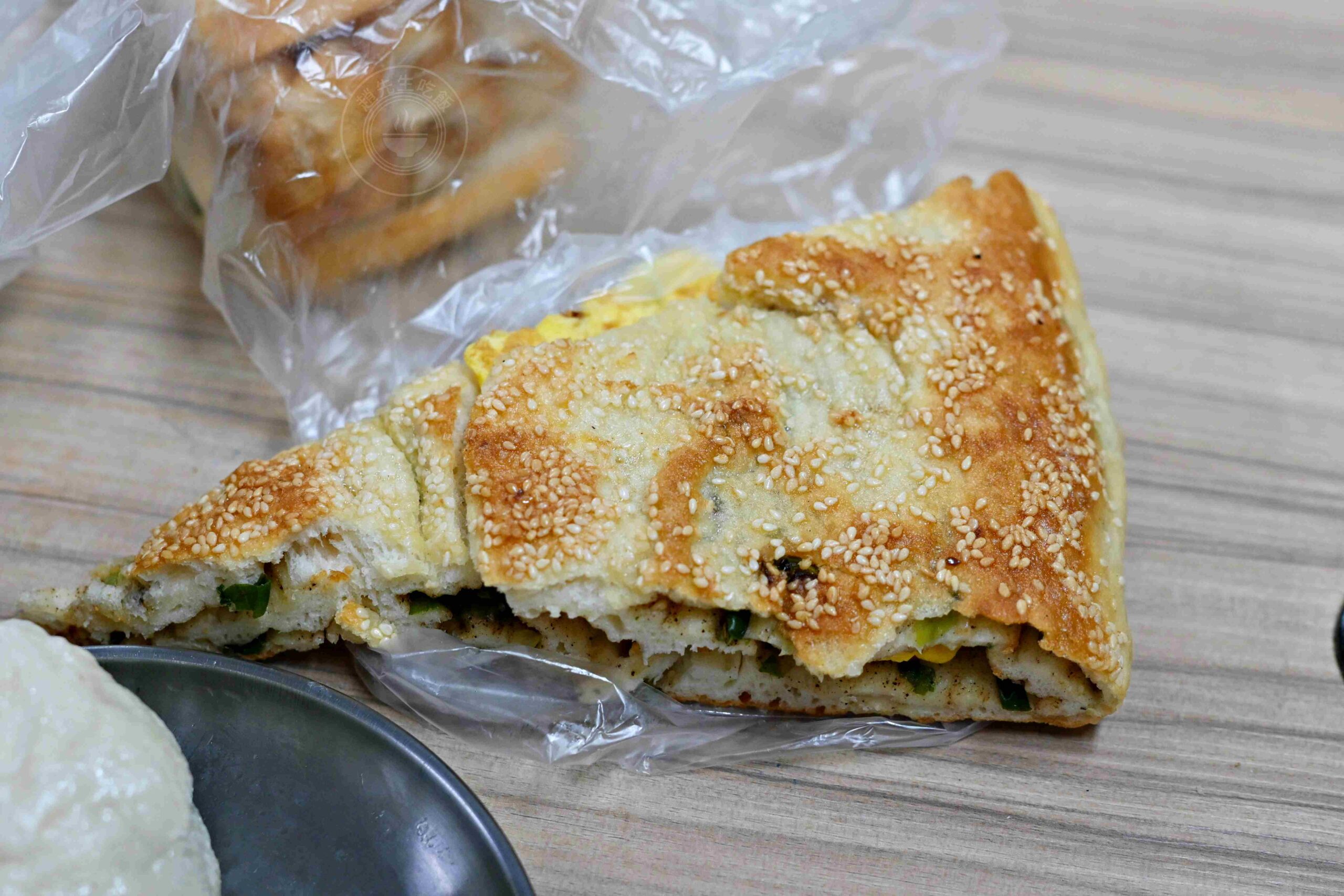 【松山美食】武記豆漿，隱藏在南京公寓市場的豆漿老店，推薦鹹飯糰、蔥燒餅油條(菜單) @趙先生吃飯