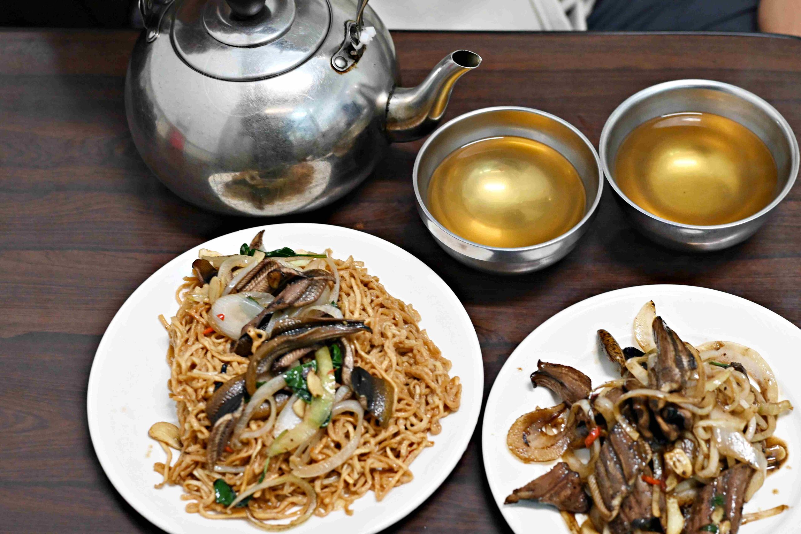 【永和美食】嘉義鱔魚麵，堪稱北部第一鱔魚麵，大火快炒鑊氣有夠好吃推薦(菜單) @趙先生吃飯