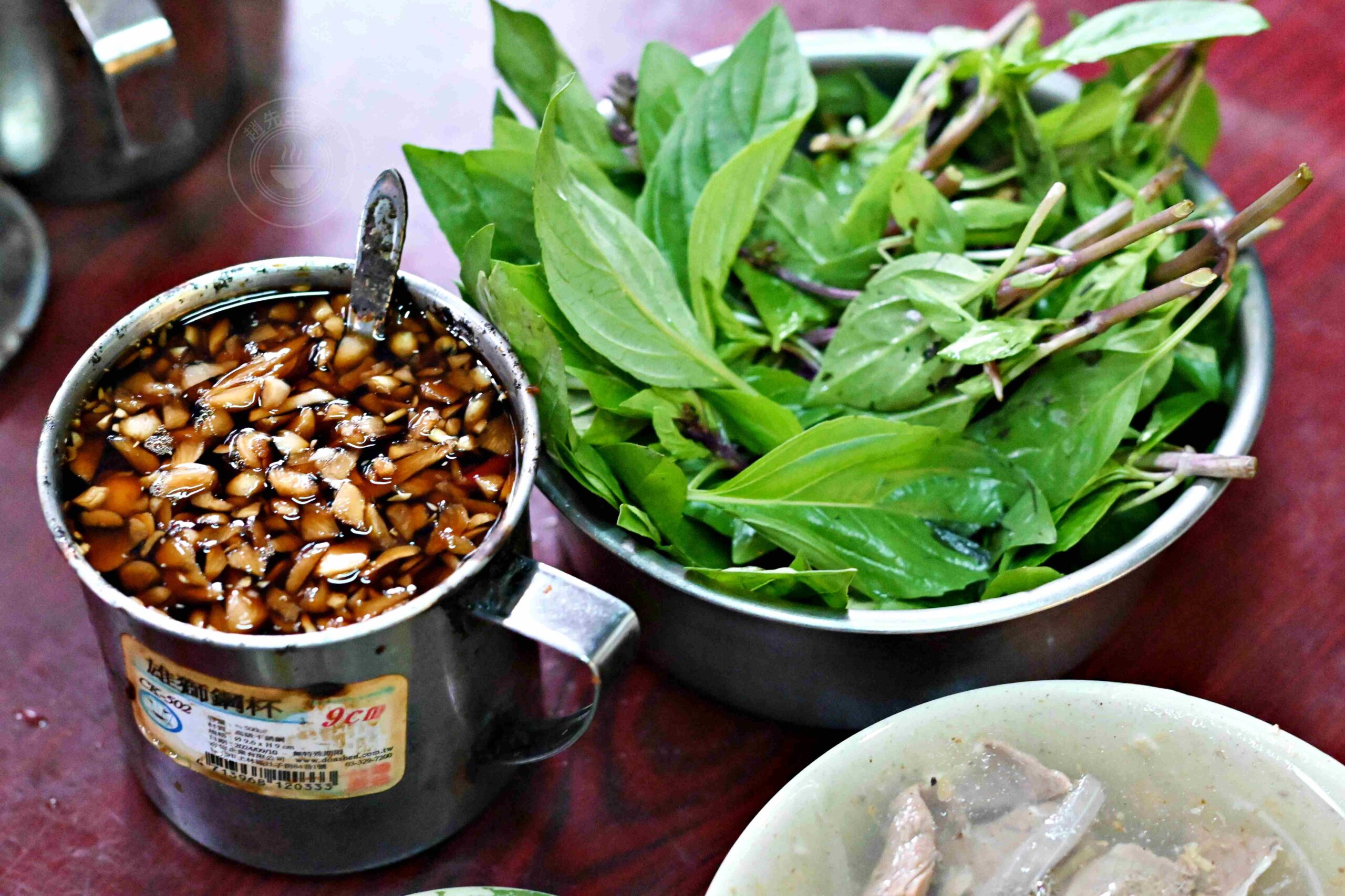 【古亭美食】阿榮羊肉飯,九層塔蒜頭醬油加到爽的在地私藏推薦(菜單) @趙先生吃飯 【古亭美食】阿榮羊肉飯,九層塔蒜頭醬油加到爽的在地私藏推薦(菜單) @趙先生吃飯