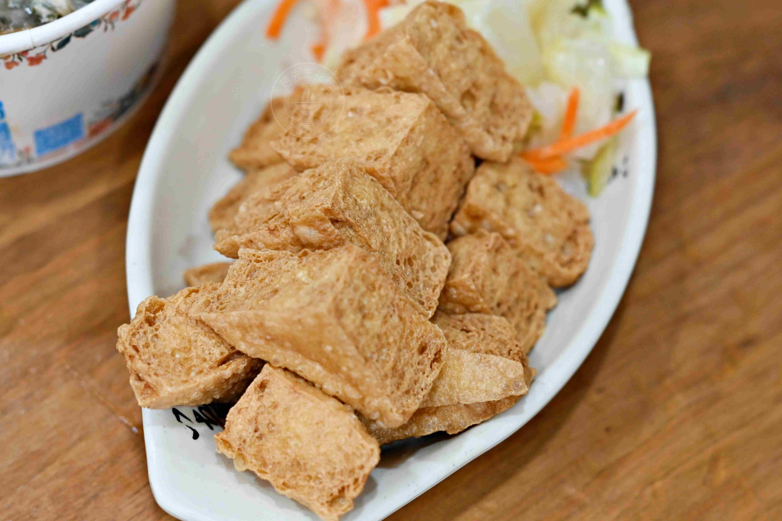 【古亭美食】同心大腸蚵仔麵線，500碗得獎，滿滿配料麵線，臭豆腐超有名推薦(菜單) @趙先生吃飯