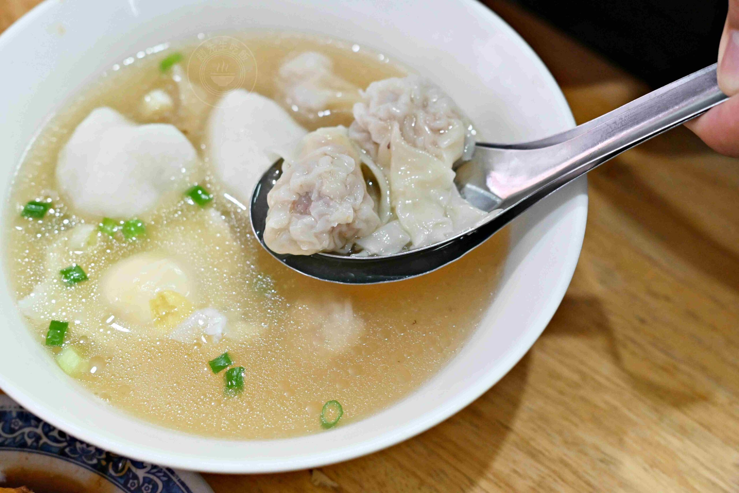 【古亭美食】金華麵店，40年老字號巷弄隱藏版超高CP值老味道推薦炸醬麵(菜單) @趙先生吃飯