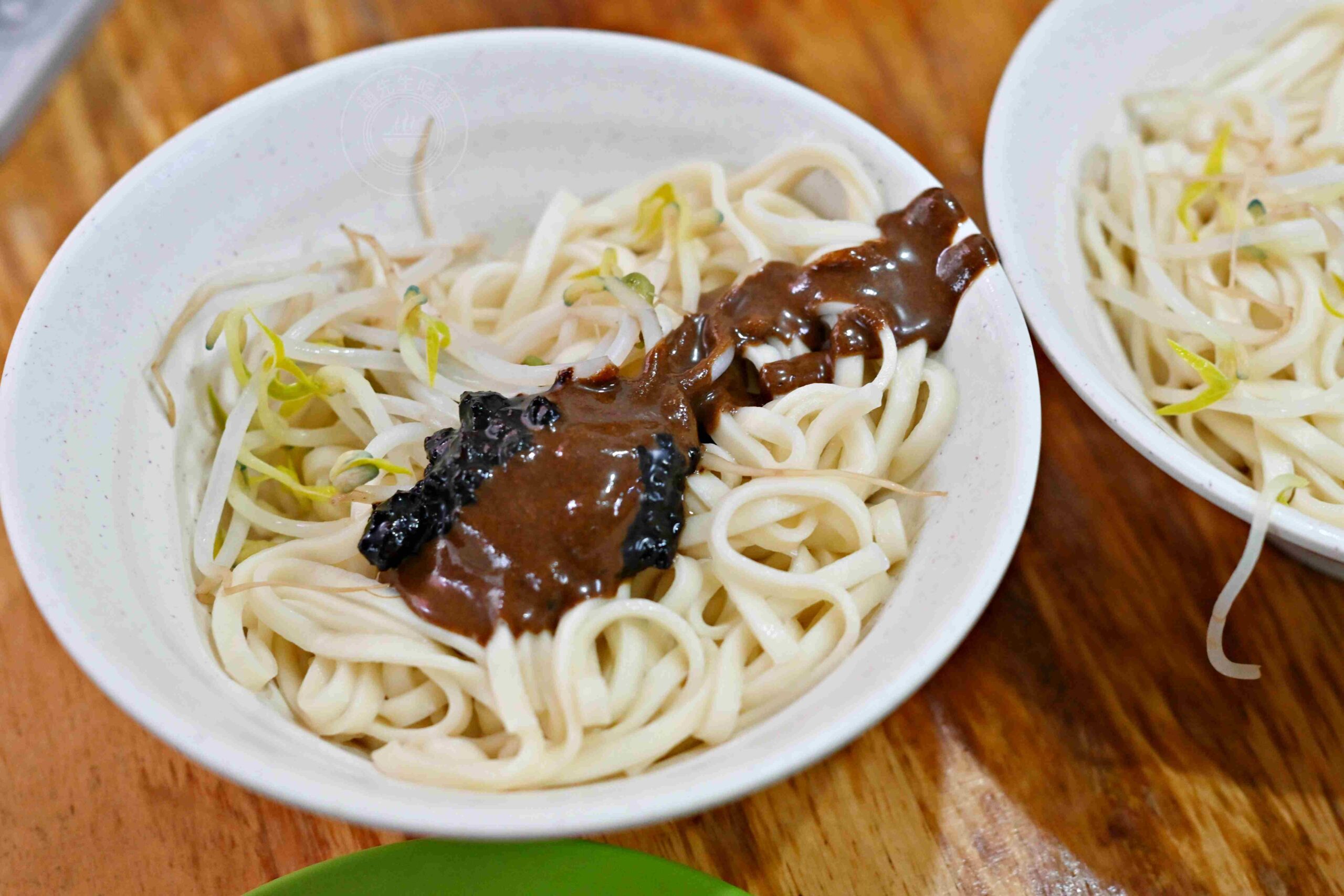 【古亭美食】金華麵店，40年老字號巷弄隱藏版超高CP值老味道推薦炸醬麵(菜單) @趙先生吃飯