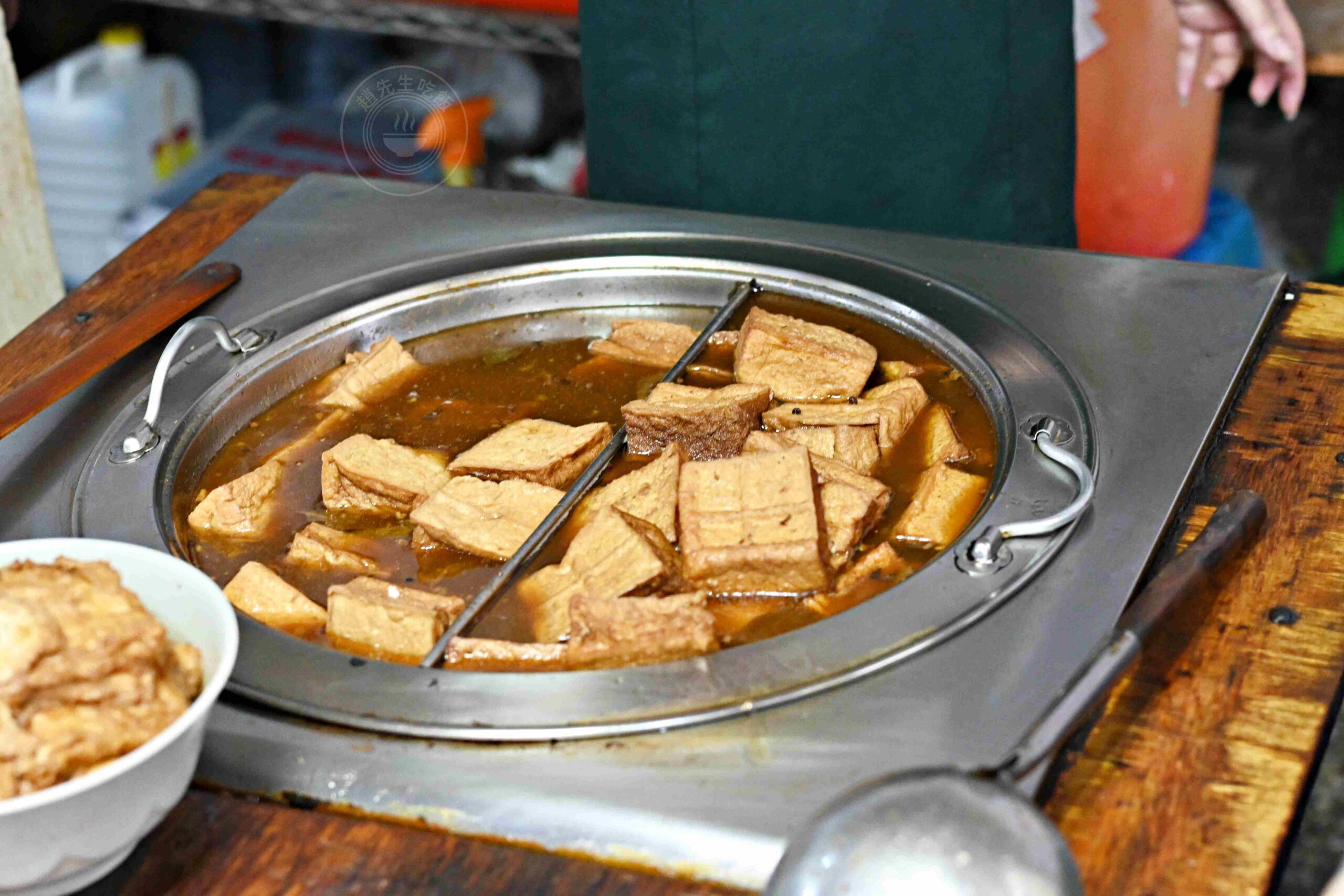 【古亭美食】金華麵店，40年老字號巷弄隱藏版超高CP值老味道推薦炸醬麵(菜單) @趙先生吃飯