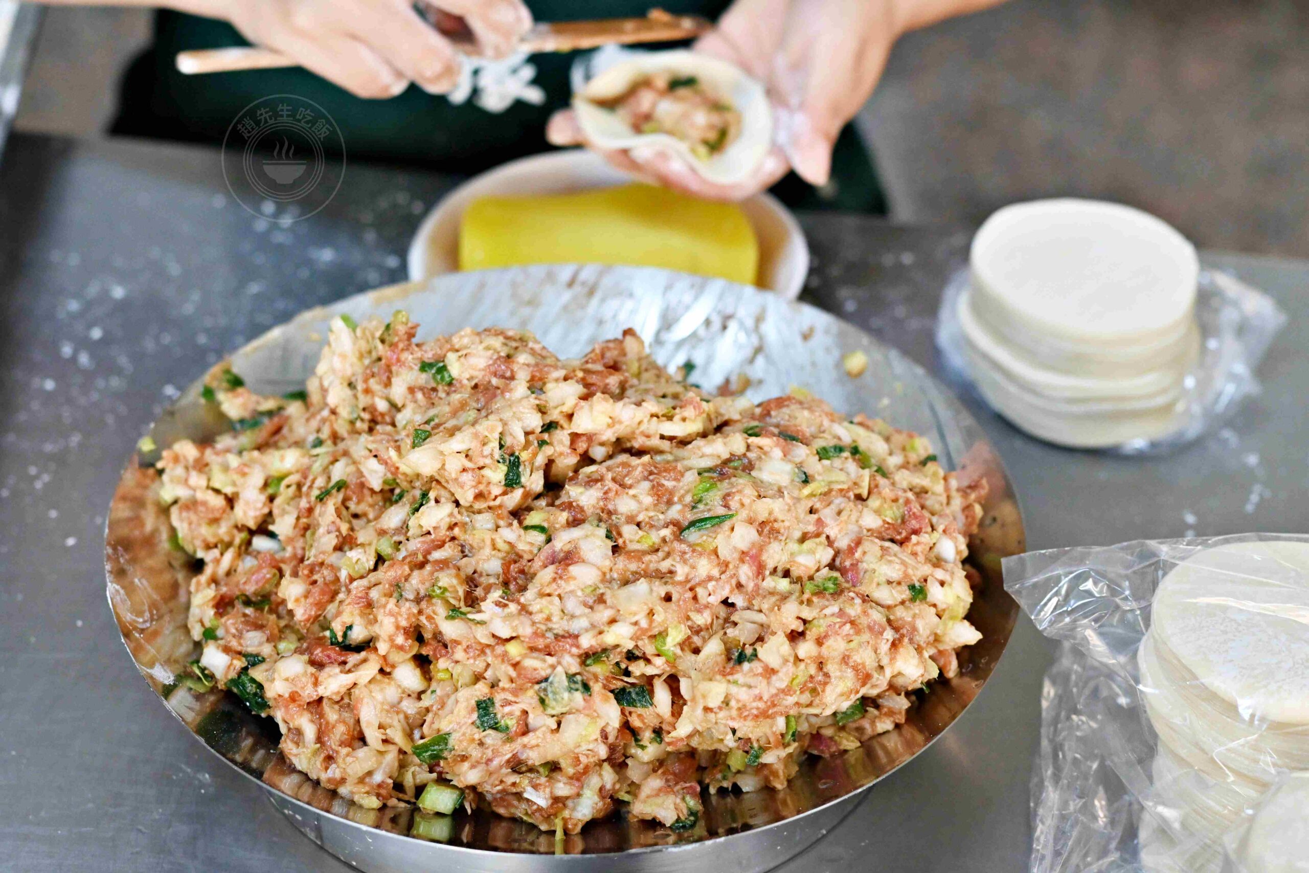 【新莊美食】川豫手工餃子河南燒餅，純手工現烤外酥內軟Ｑ推薦紫薯燒餅芝麻糖餅(菜單) @趙先生吃飯
