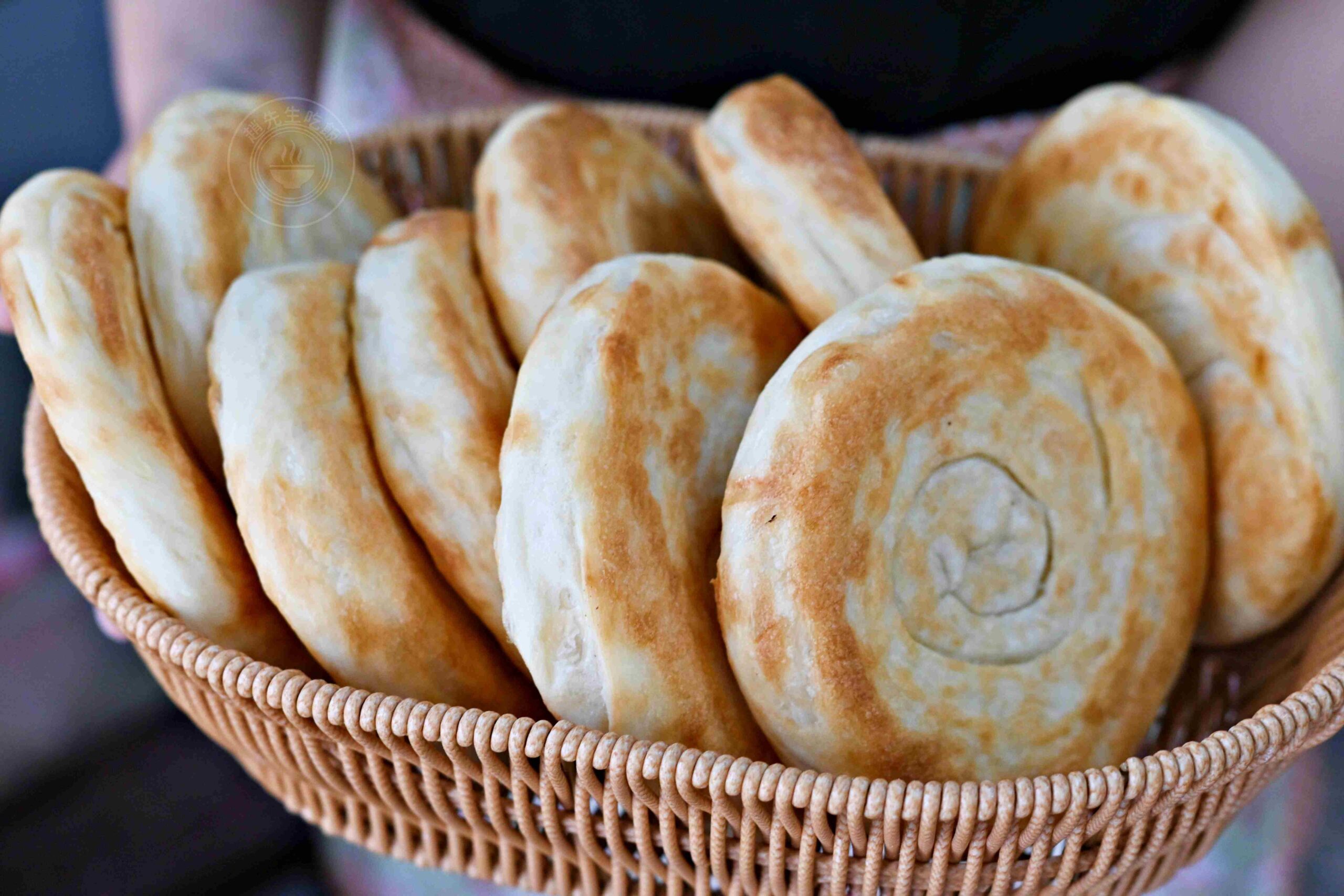 【新莊美食】川豫手工餃子河南燒餅，純手工現烤外酥內軟Ｑ推薦紫薯燒餅芝麻糖餅(菜單) @趙先生吃飯