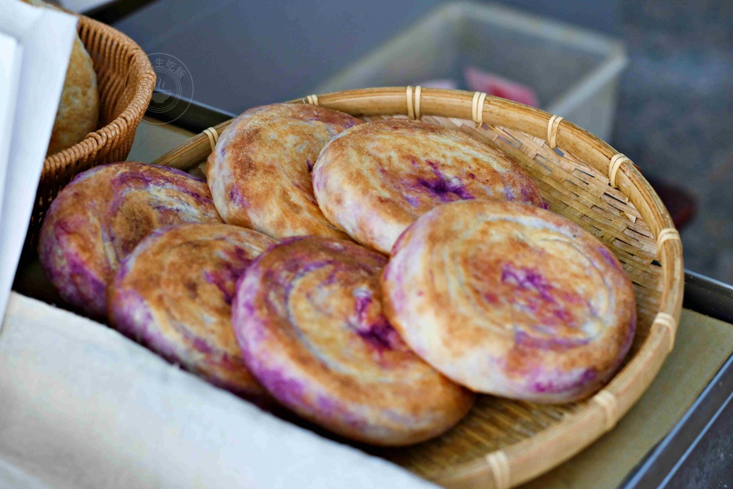 【新莊美食】川豫手工餃子河南燒餅，純手工現烤外酥內軟Ｑ推薦紫薯燒餅芝麻糖餅(菜單) @趙先生吃飯