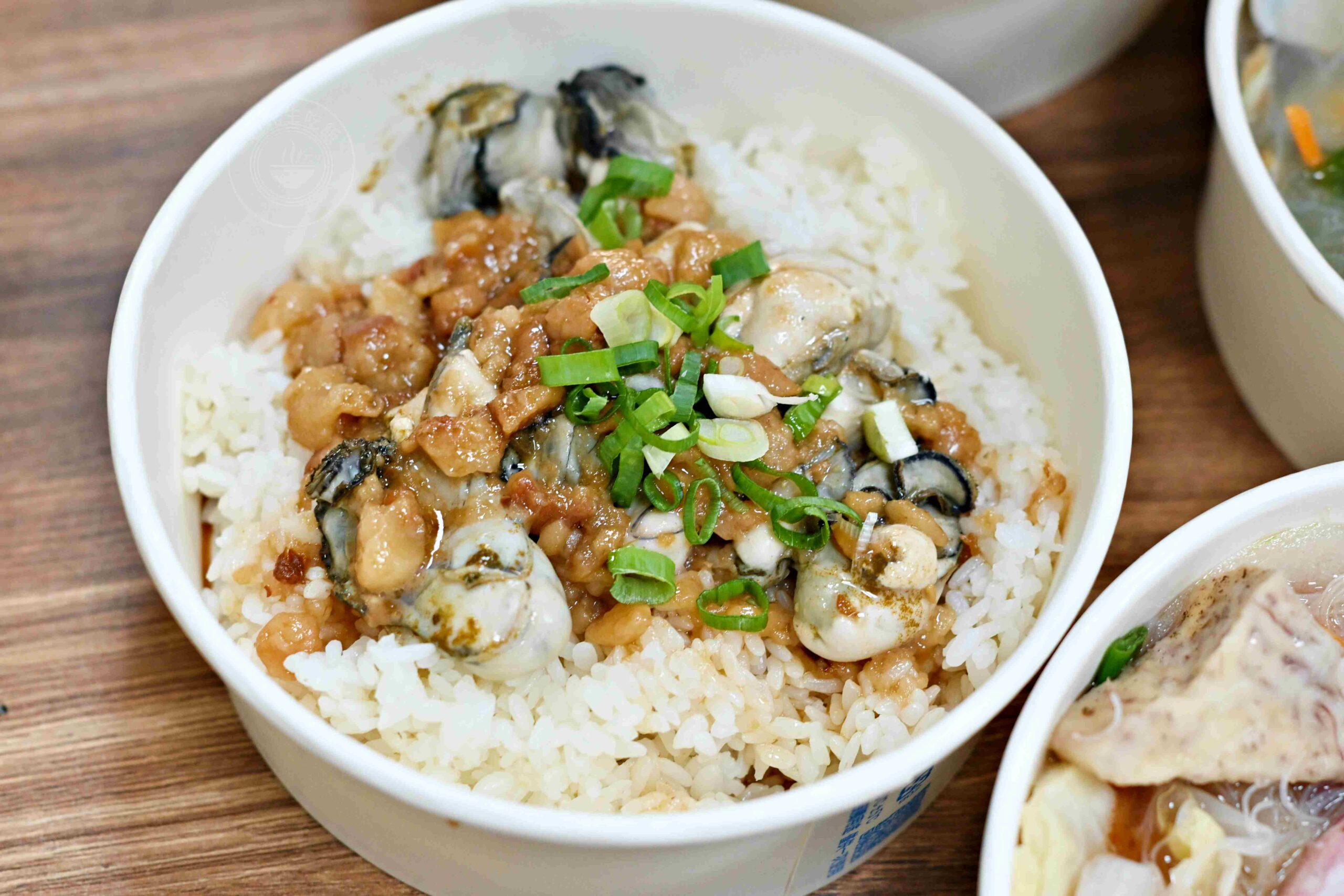 【萬里美食】漁聞樂小卷米粉，99元有8隻小卷米粉湯、滷肉飯超強吃到飽(菜單) @趙先生吃飯