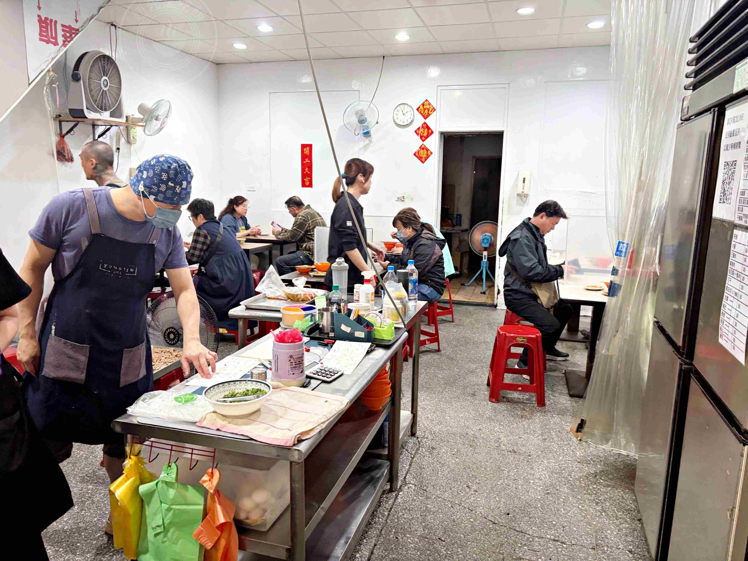 【板橋美食】王家小吃(乾麵 肉羹),在地人私藏無招牌便宜小吃推薦(菜單) @趙先生吃飯 【板橋美食】王家小吃(乾麵 肉羹),在地人私藏無招牌便宜小吃推薦(菜單) @趙先生吃飯