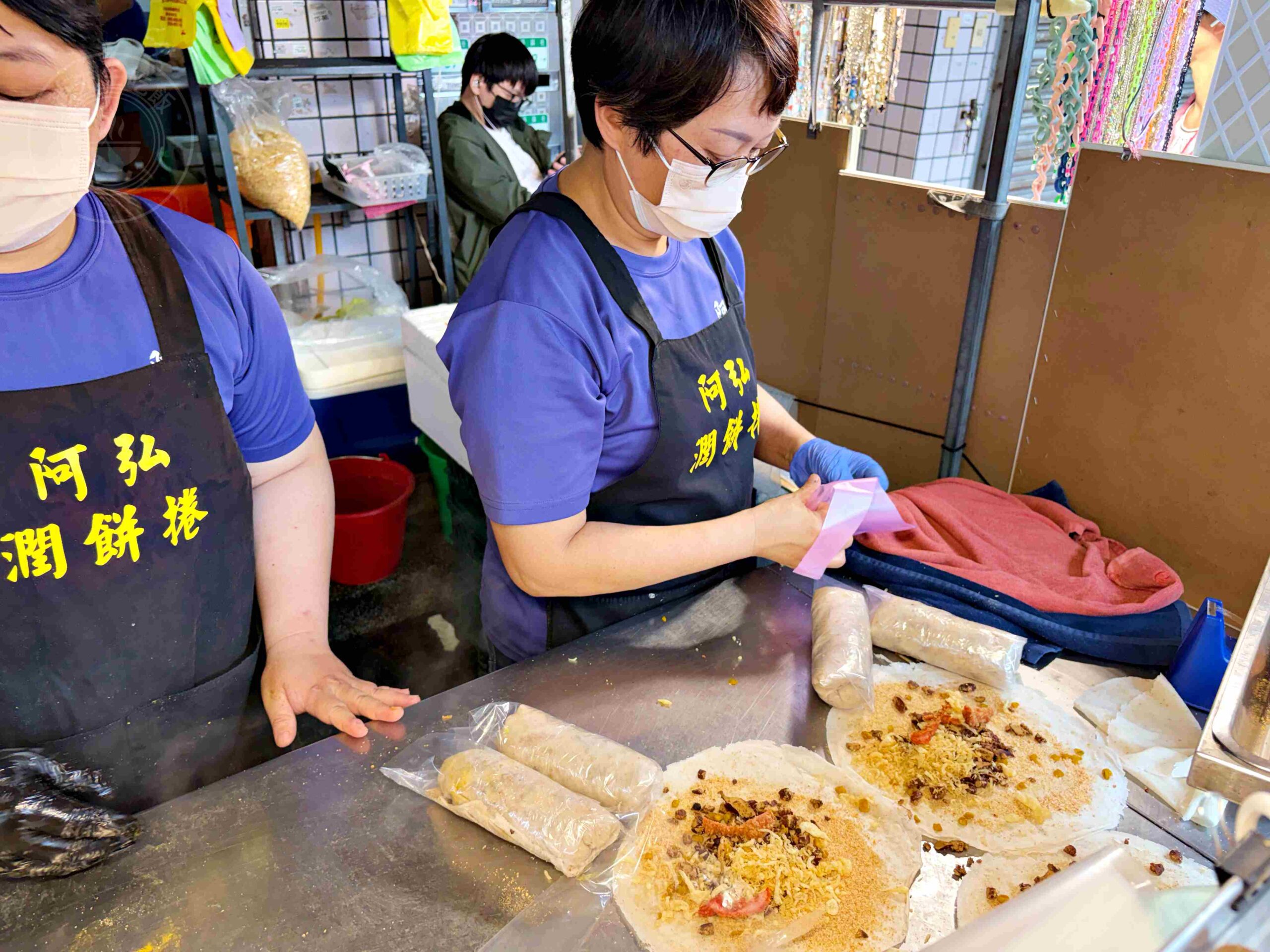 【信義區美食】阿弘潤餅,爆量青菜跟肉,全台網路票選第一冠軍小吃推薦必吃(菜單) @趙先生吃飯 【信義區美食】阿弘潤餅,爆量青菜跟肉,全台網路票選第一冠軍小吃推薦必吃(菜單) @趙先生吃飯