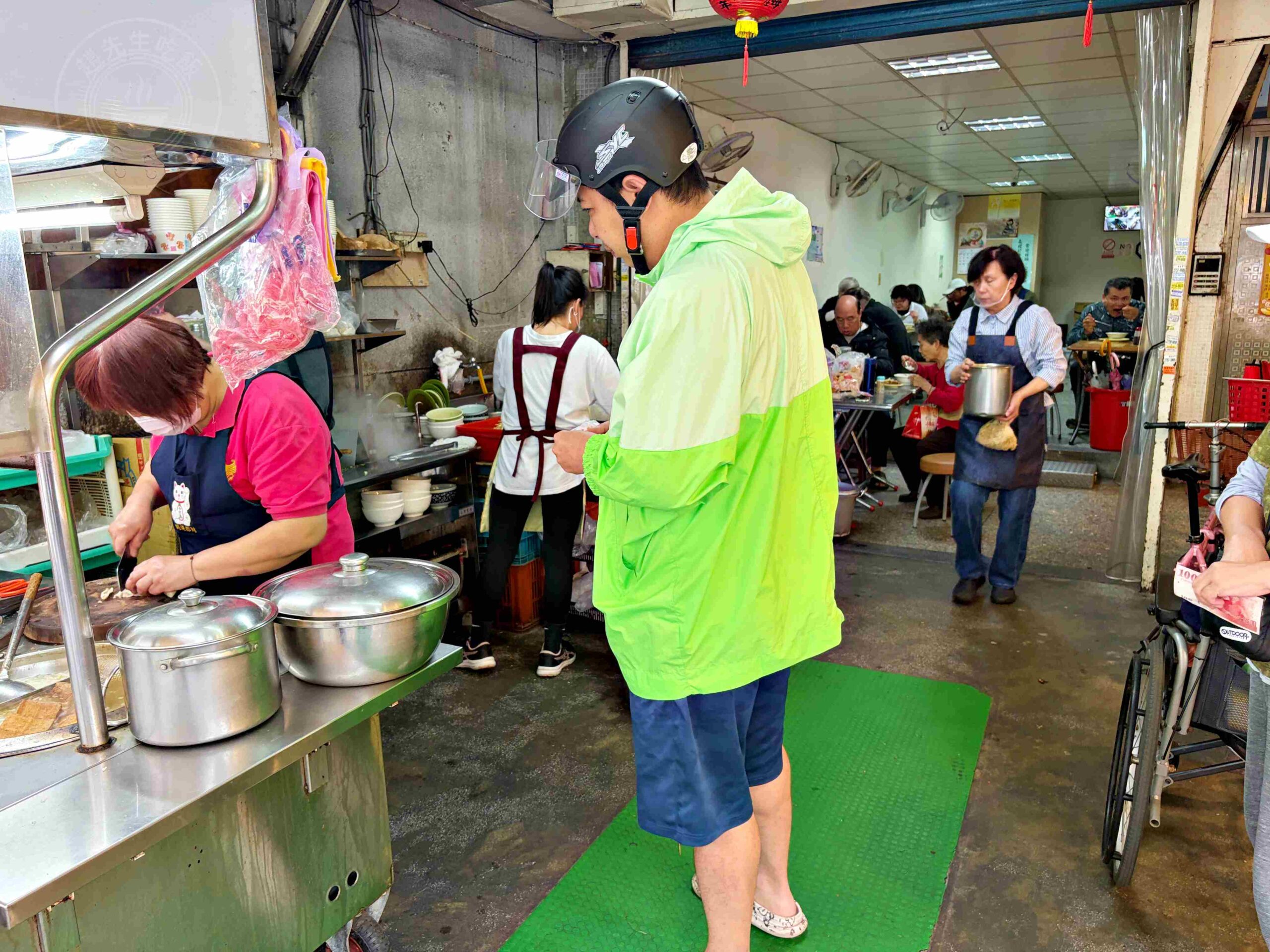 【信義區美食】阿月米粉湯-吳興商圈，隱藏在傳統市場的在地米粉湯早午餐(推薦) @趙先生吃飯