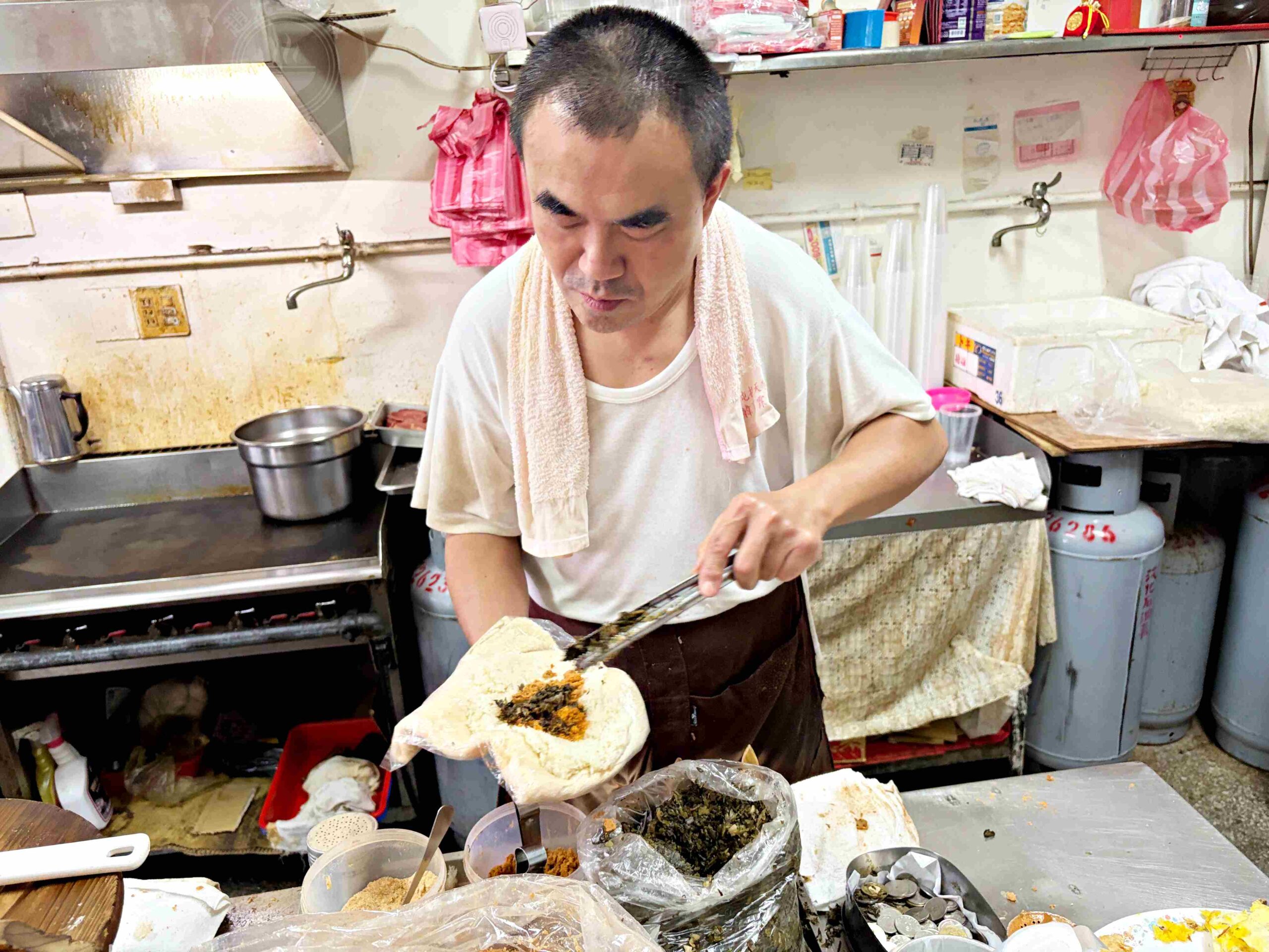 【信義區美食】上順興香Q飯糰，最巨大的好吃飯糰推薦(菜單) @趙先生吃飯