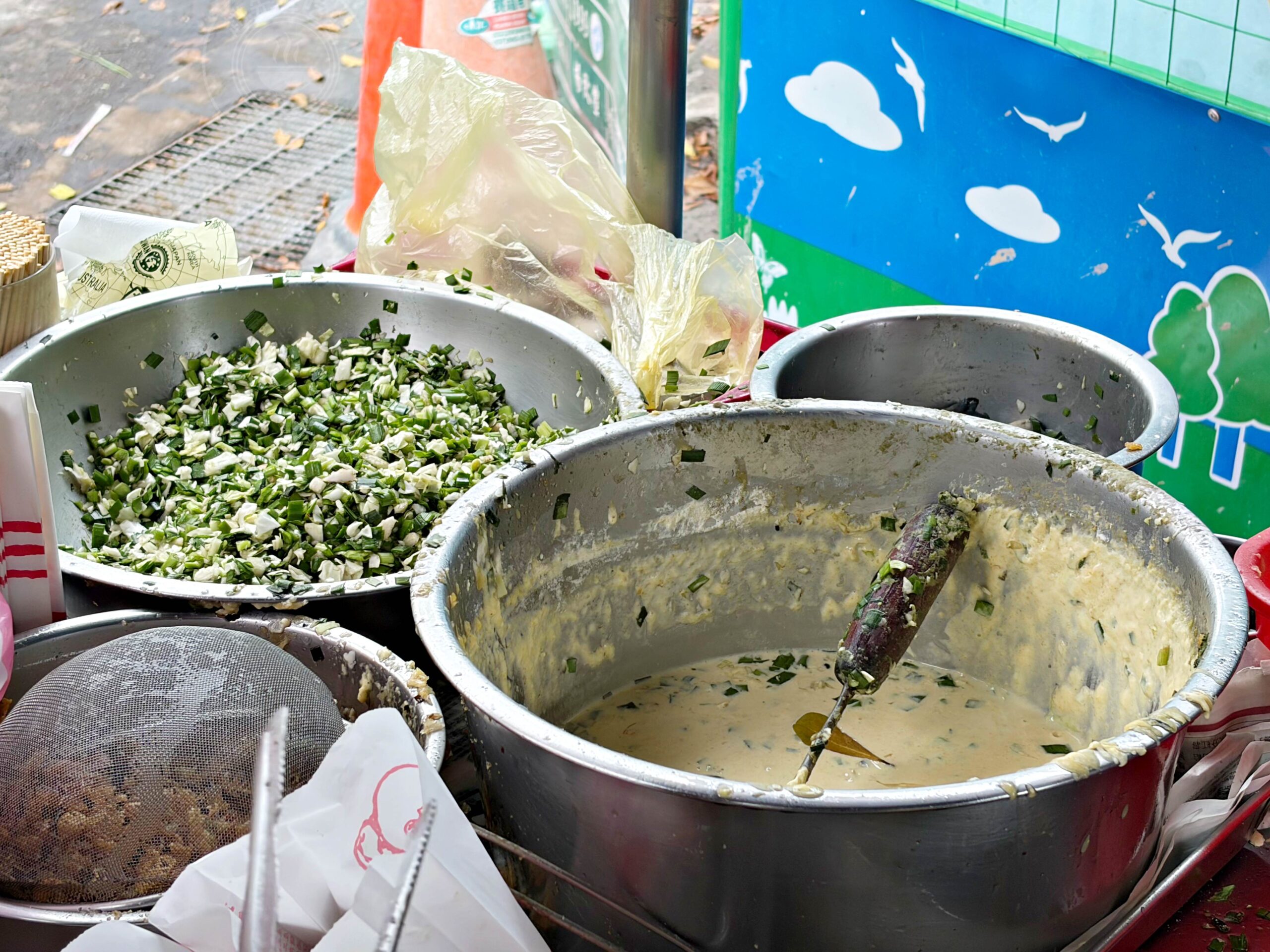 【雙連美食】蔡張呅蚵嗲蘿蔔糕米糕，30年老字號排隊炸物推薦蚵嗲與甜米糕(菜單) @趙先生吃飯