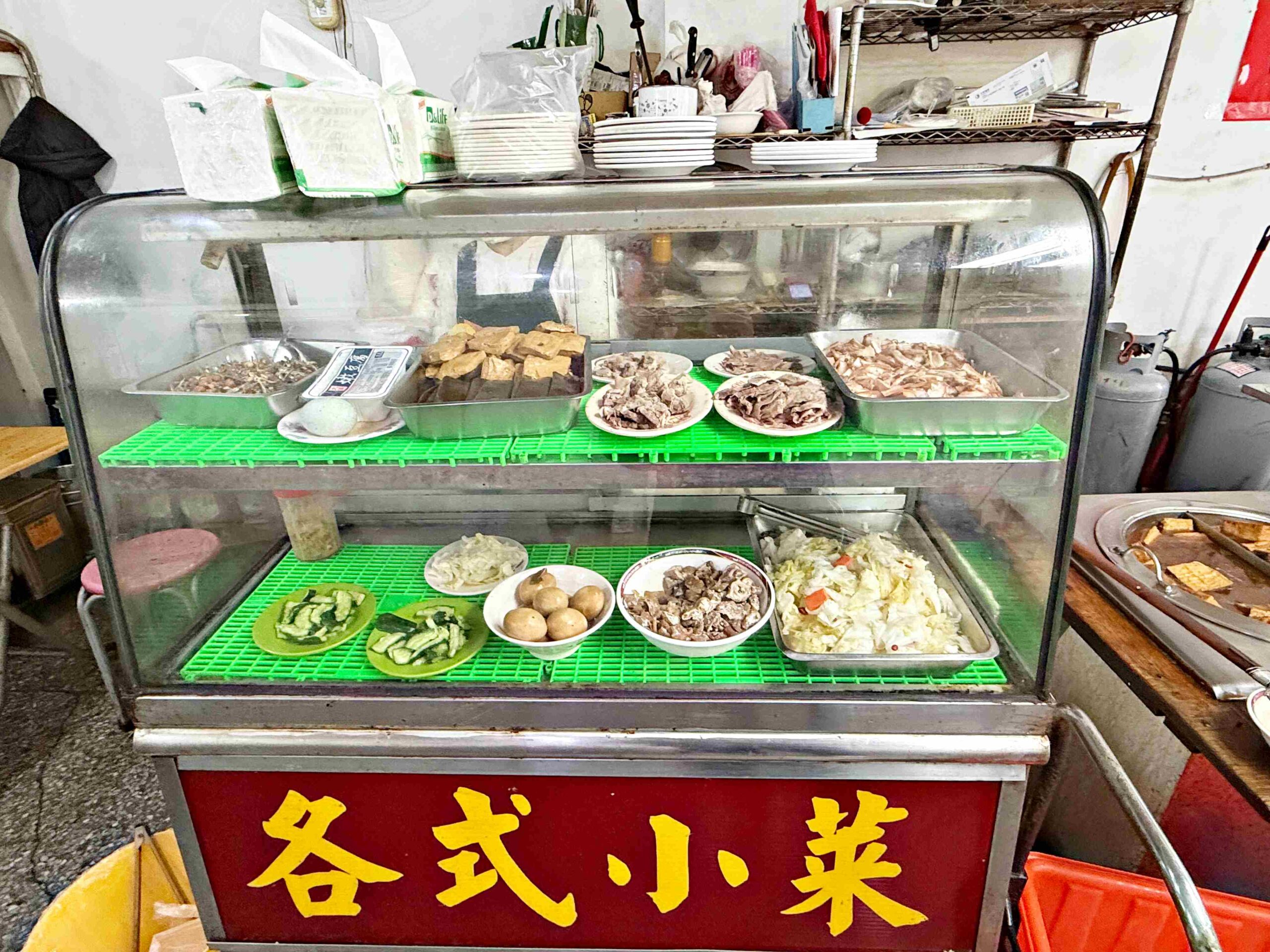 【古亭美食】金華麵店，40年老字號巷弄隱藏版超高CP值老味道推薦炸醬麵(菜單) @趙先生吃飯