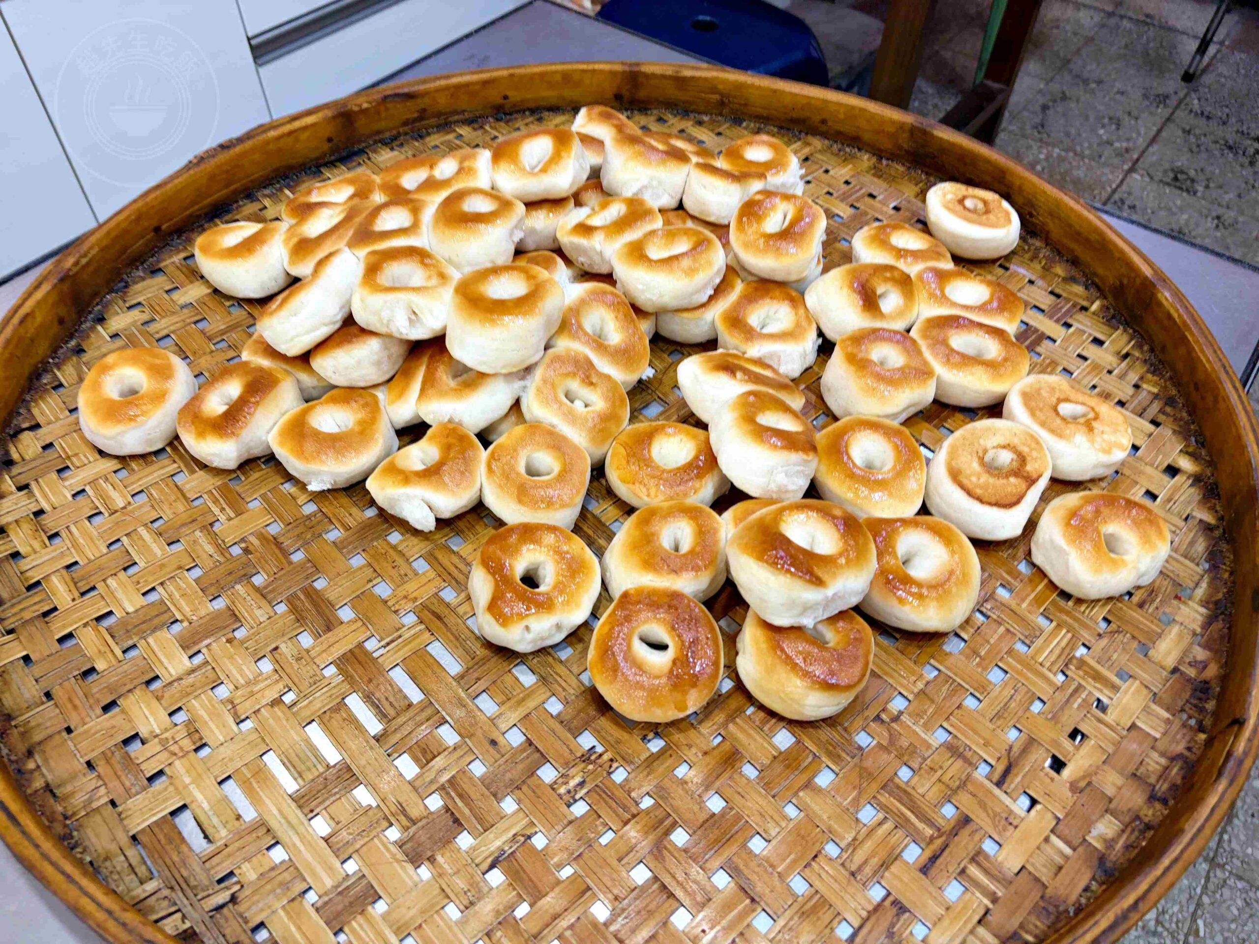 【新莊美食】金合和糕餅,鹹光餅出爐兩小時就賣光口感超扎實推薦(菜單) @趙先生吃飯 【新莊美食】金合和糕餅,鹹光餅出爐兩小時就賣光口感超扎實推薦(菜單) @趙先生吃飯