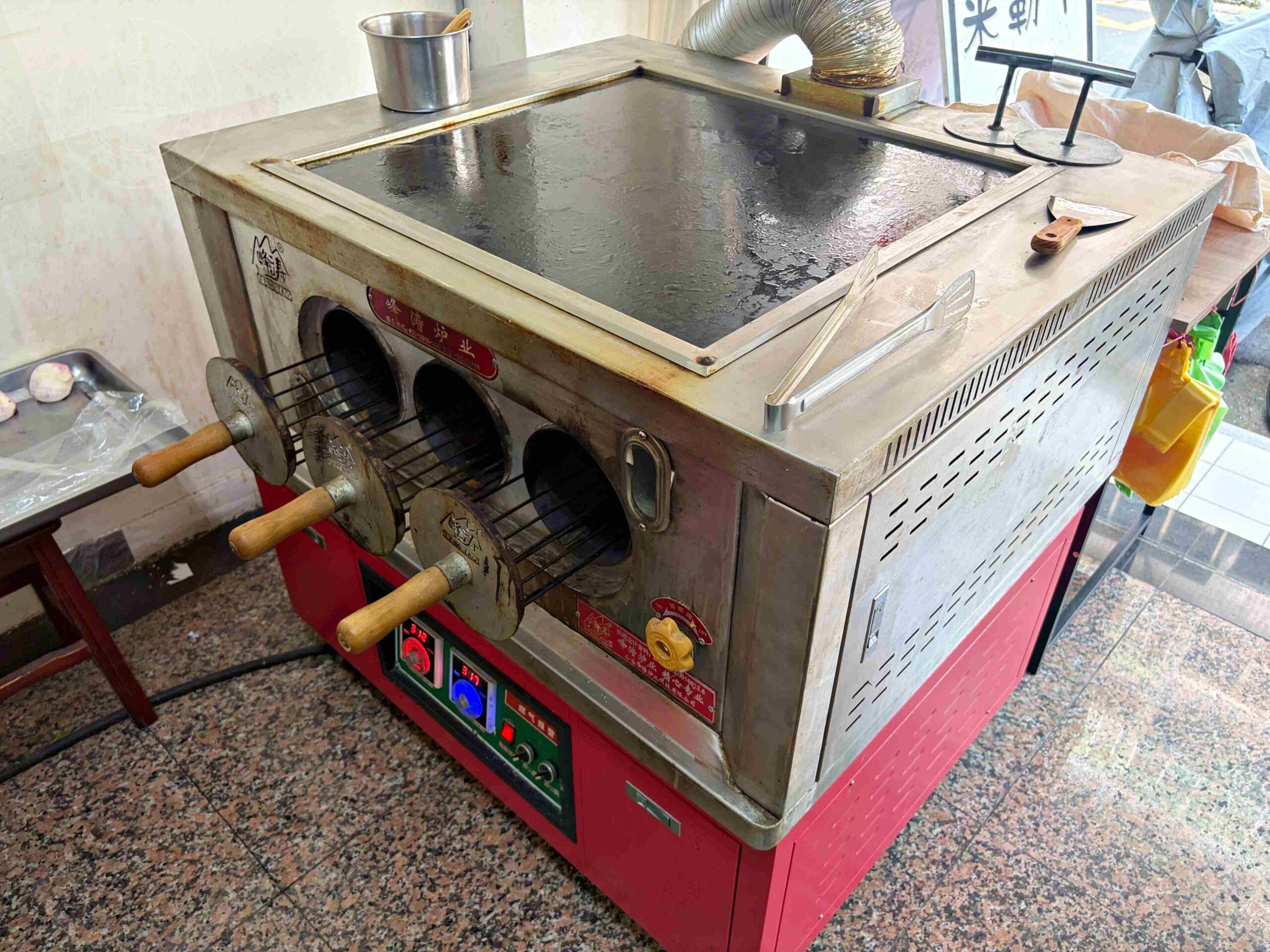 【新莊美食】川豫手工餃子河南燒餅，純手工現烤外酥內軟Ｑ推薦紫薯燒餅芝麻糖餅(菜單) @趙先生吃飯