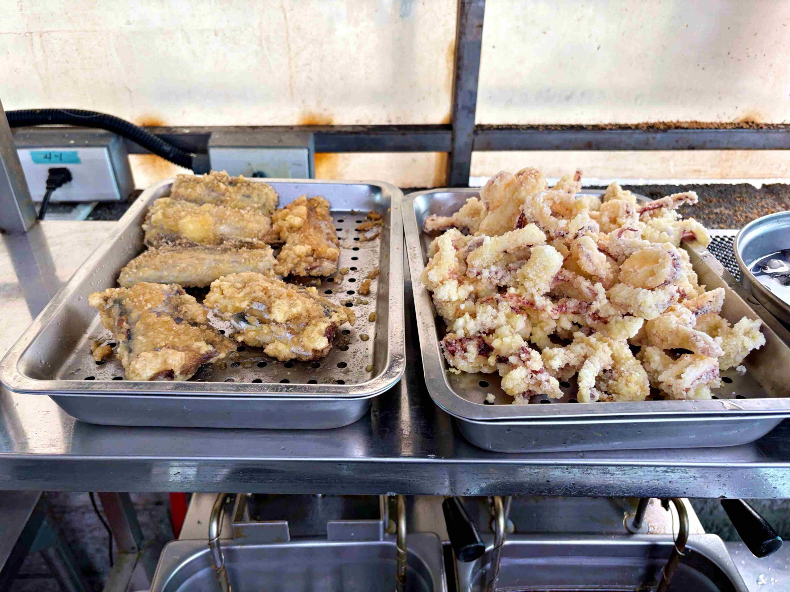 【萬里美食】漁聞樂小卷米粉，99元有8隻小卷米粉湯、滷肉飯超強吃到飽(菜單) @趙先生吃飯