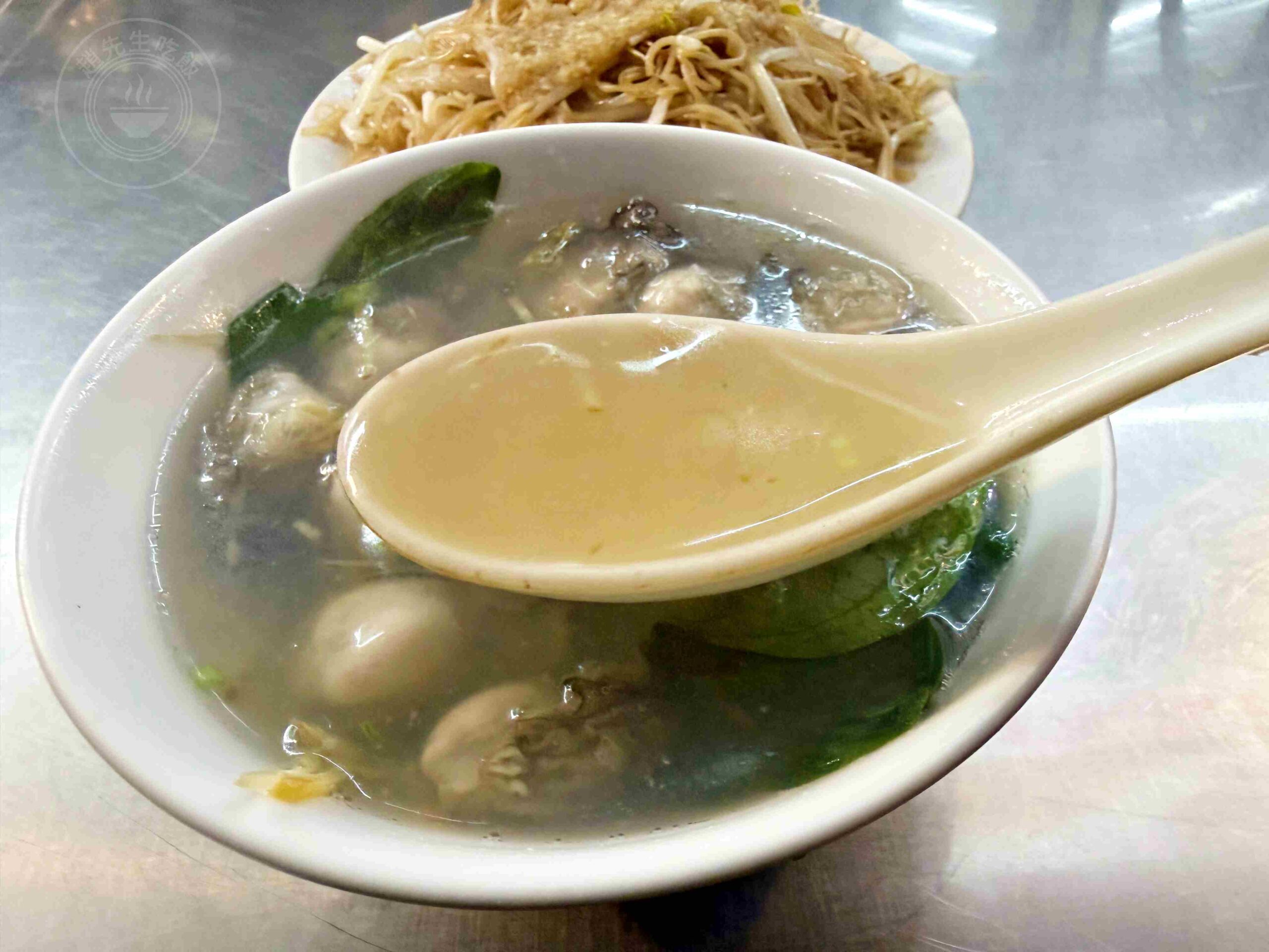 【三重美食】明宏蚵仁湯，老字號的肥美鮮蚵搭配炒米粉實在厲害推薦(菜單) @趙先生吃飯