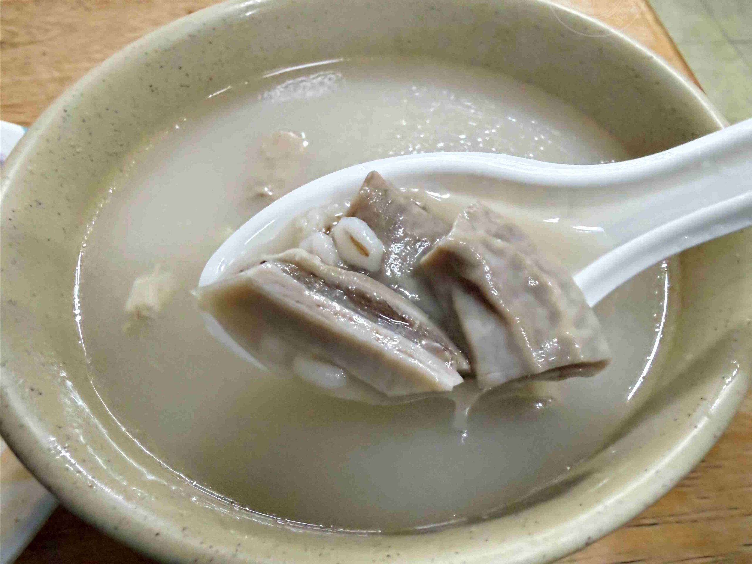 【三重美食】津味肉圓，兩大顆40元瘦肉內餡高CP值佛心小吃，綜合四神湯也強推薦(菜單) @趙先生吃飯