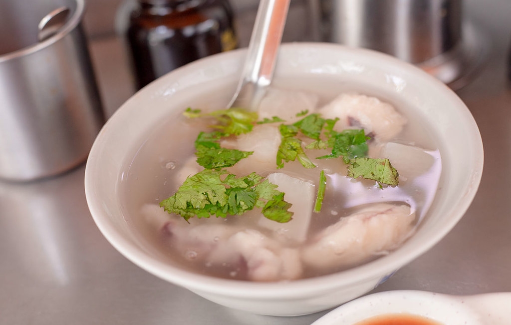 【雙連美食】雙連文記花枝羹，40年老字號清甜蘿蔔白羹配超大塊花枝推薦(菜單) @趙先生吃飯