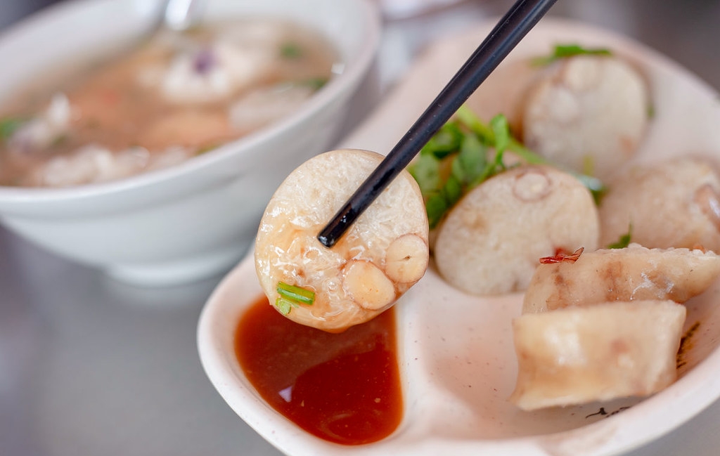 【雙連美食】雙連文記花枝羹，40年老字號清甜蘿蔔白羹配超大塊花枝推薦(菜單) @趙先生吃飯