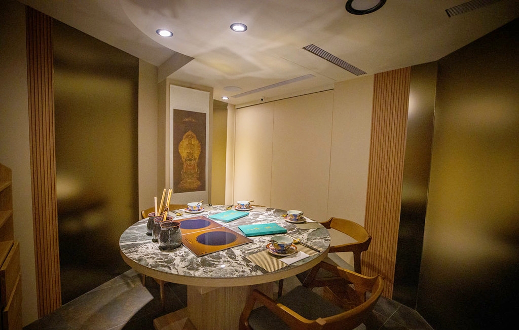 【大安美食】祇園．禪院壽喜燒專門店，京都職人監製正統關西風味預約制包廂推薦，郭董郭台銘私房餐廳(菜單) @趙先生吃飯