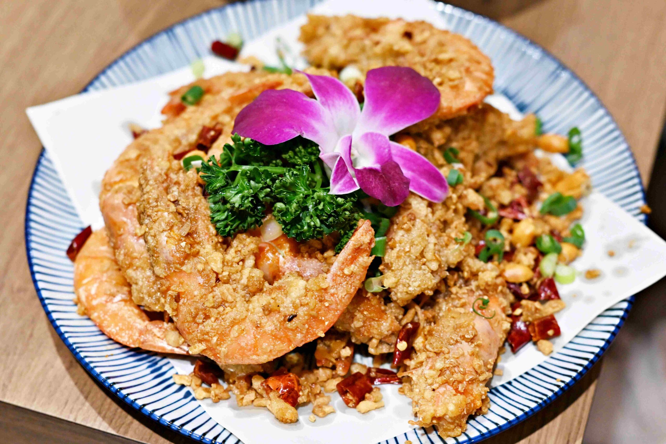 【信義區美食】君曜雞湯，全台第一名的超濃郁雞湯，老母雞細火慢熬一天一夜推薦(菜單) @趙先生吃飯