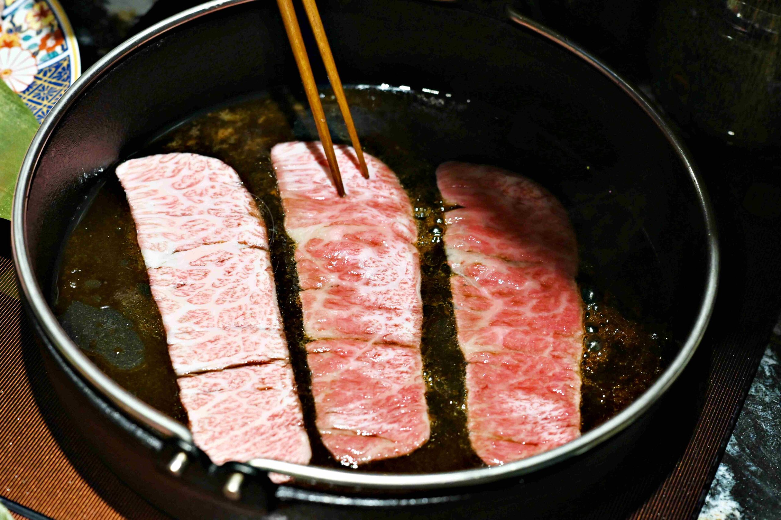 【大安美食】祇園．禪院壽喜燒專門店，京都職人監製正統關西風味預約制包廂推薦，郭董郭台銘私房餐廳(菜單) @趙先生吃飯