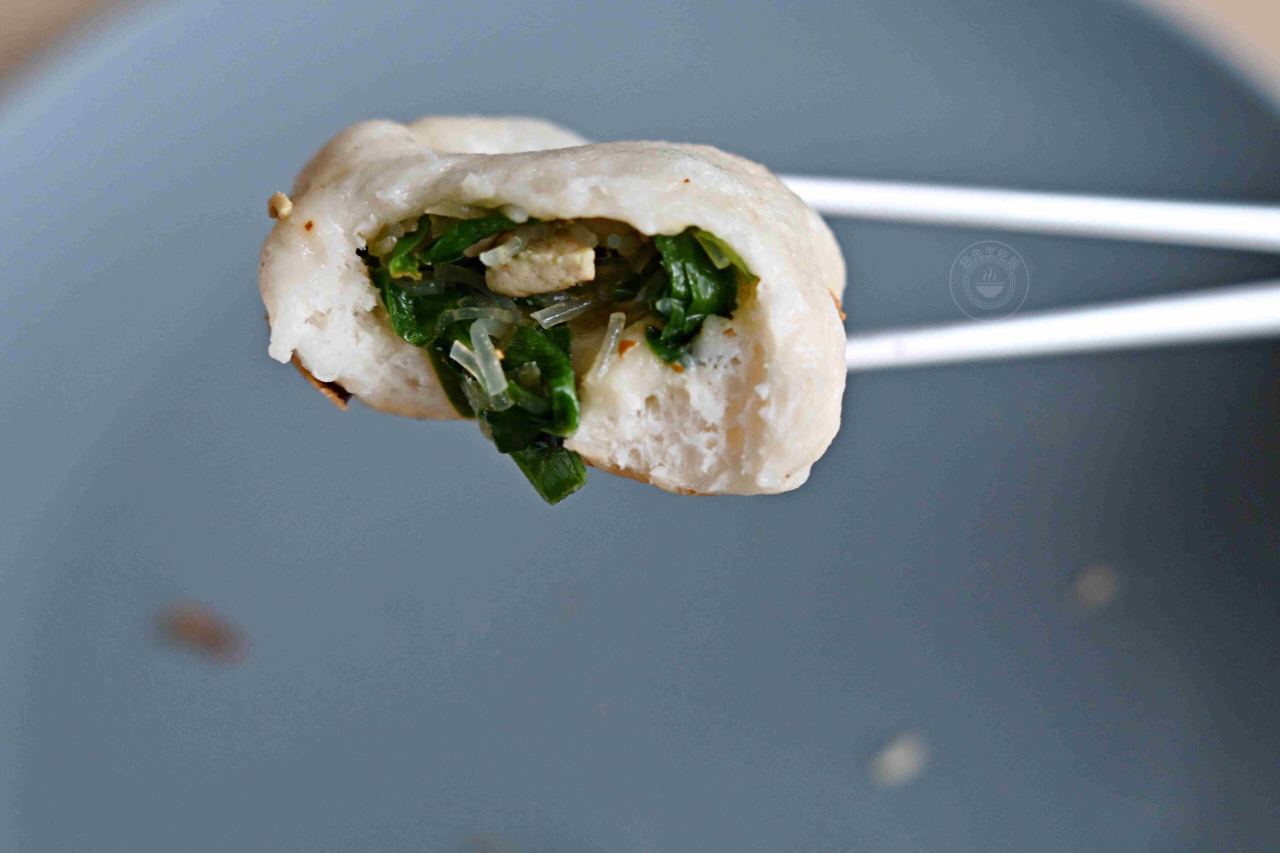 【三重美食】信義公園旁水煎包，在地人從小吃到大的8元水煎包推薦(菜單) @趙先生吃飯