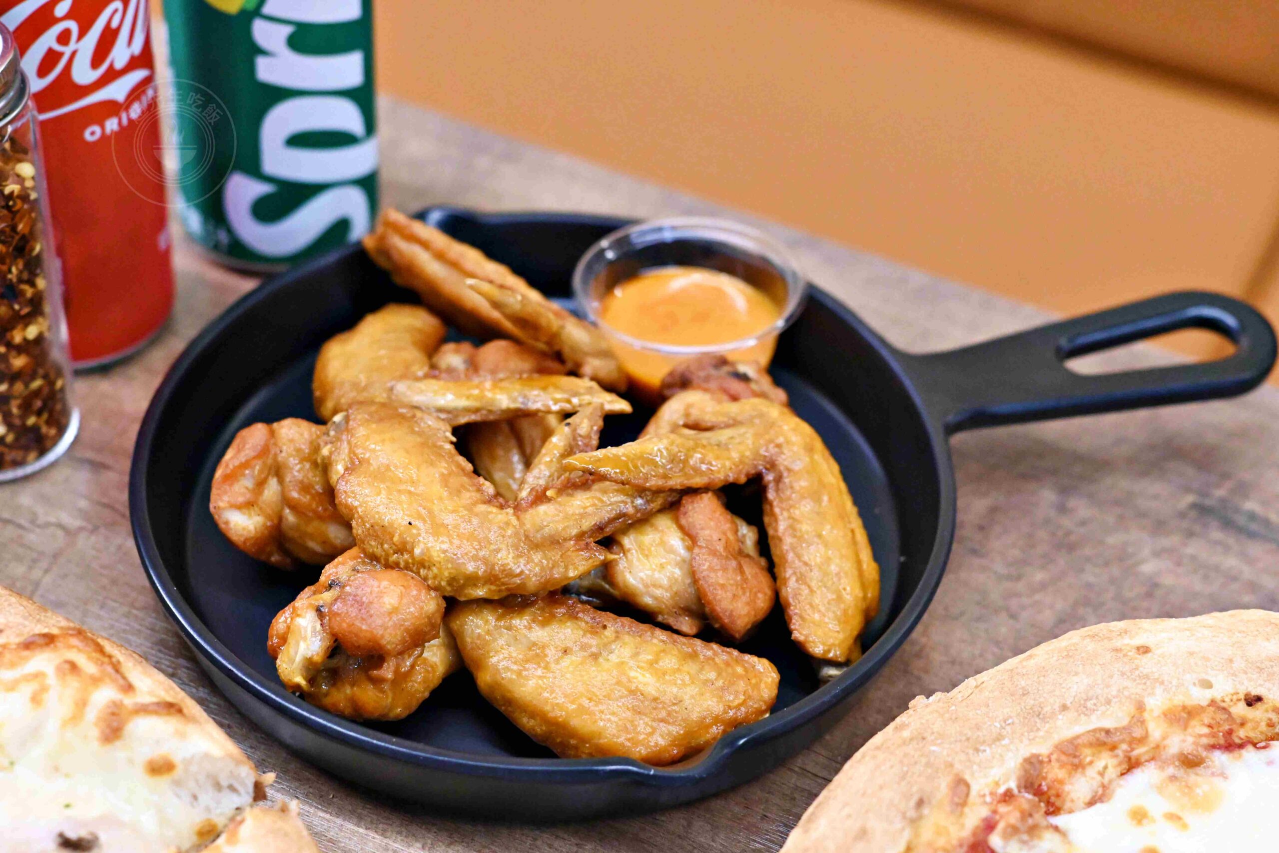 【信義區美食】三隻猴子美食廚房，紐西蘭老闆娘日賣百個的，手工現烤披薩推薦(菜單) @趙先生吃飯