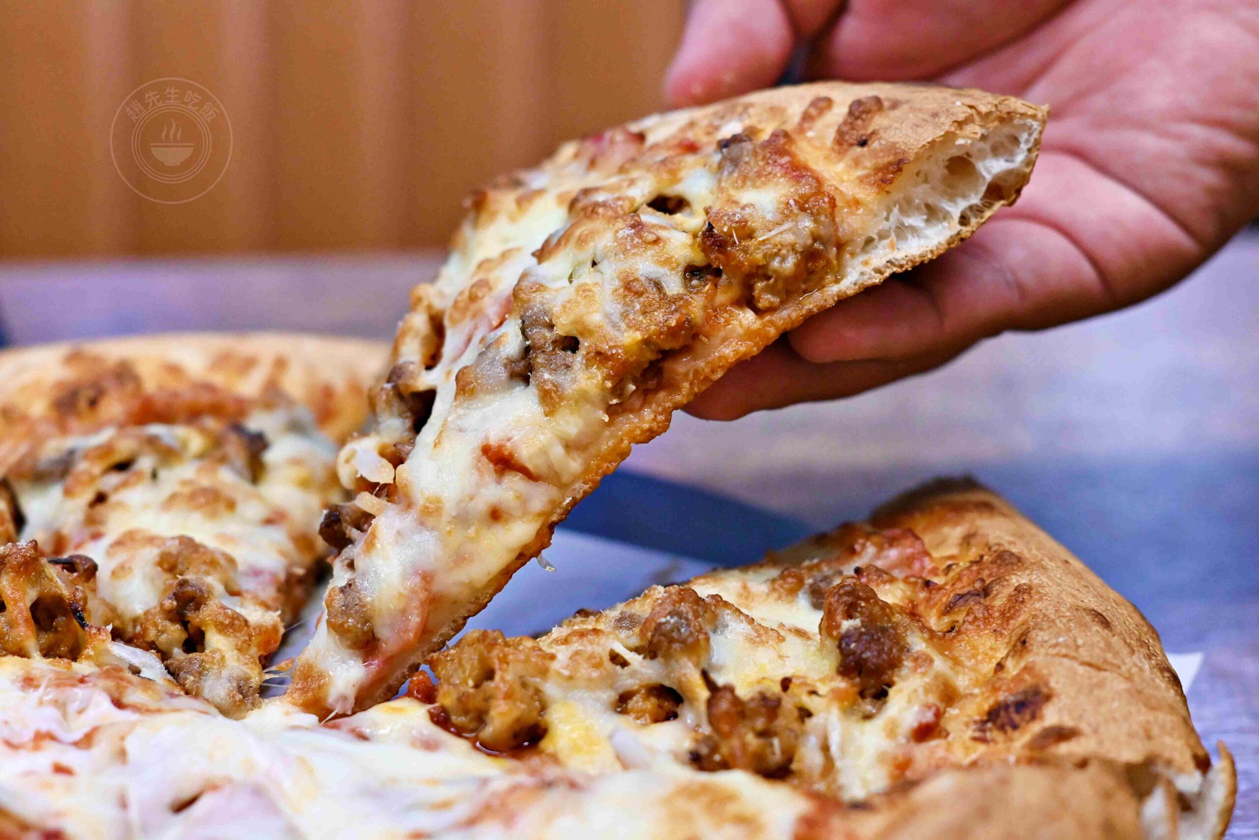 【信義區美食】三隻猴子美食廚房，紐西蘭老闆娘日賣百個的，手工現烤披薩推薦(菜單) @趙先生吃飯