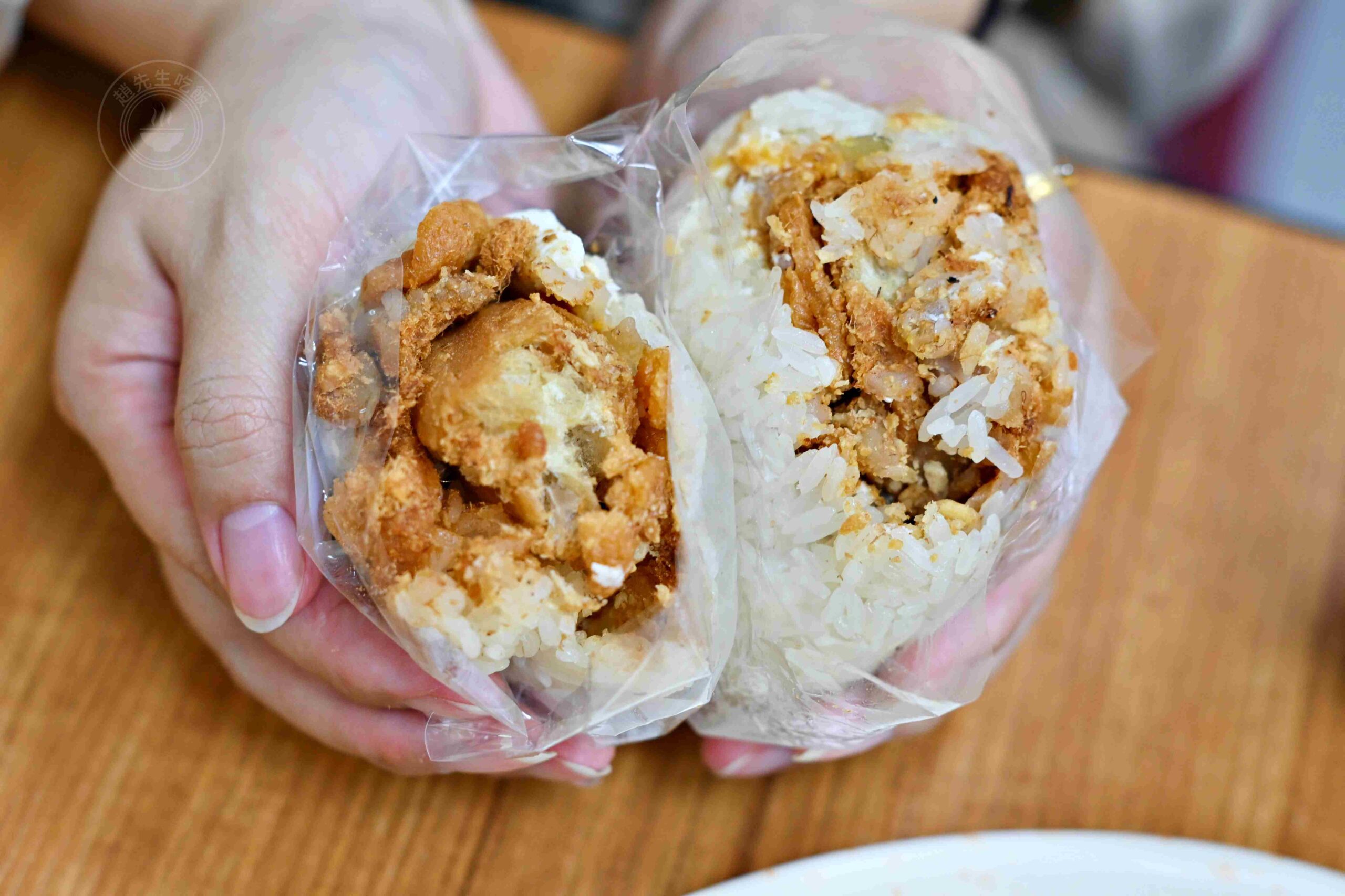 【高雄美食】六姐傳統飯糰特製蛋餅專賣店，30年飽足感蛋餅、飯糰，奧運銀牌戴資穎也超愛！(菜單) @趙先生吃飯