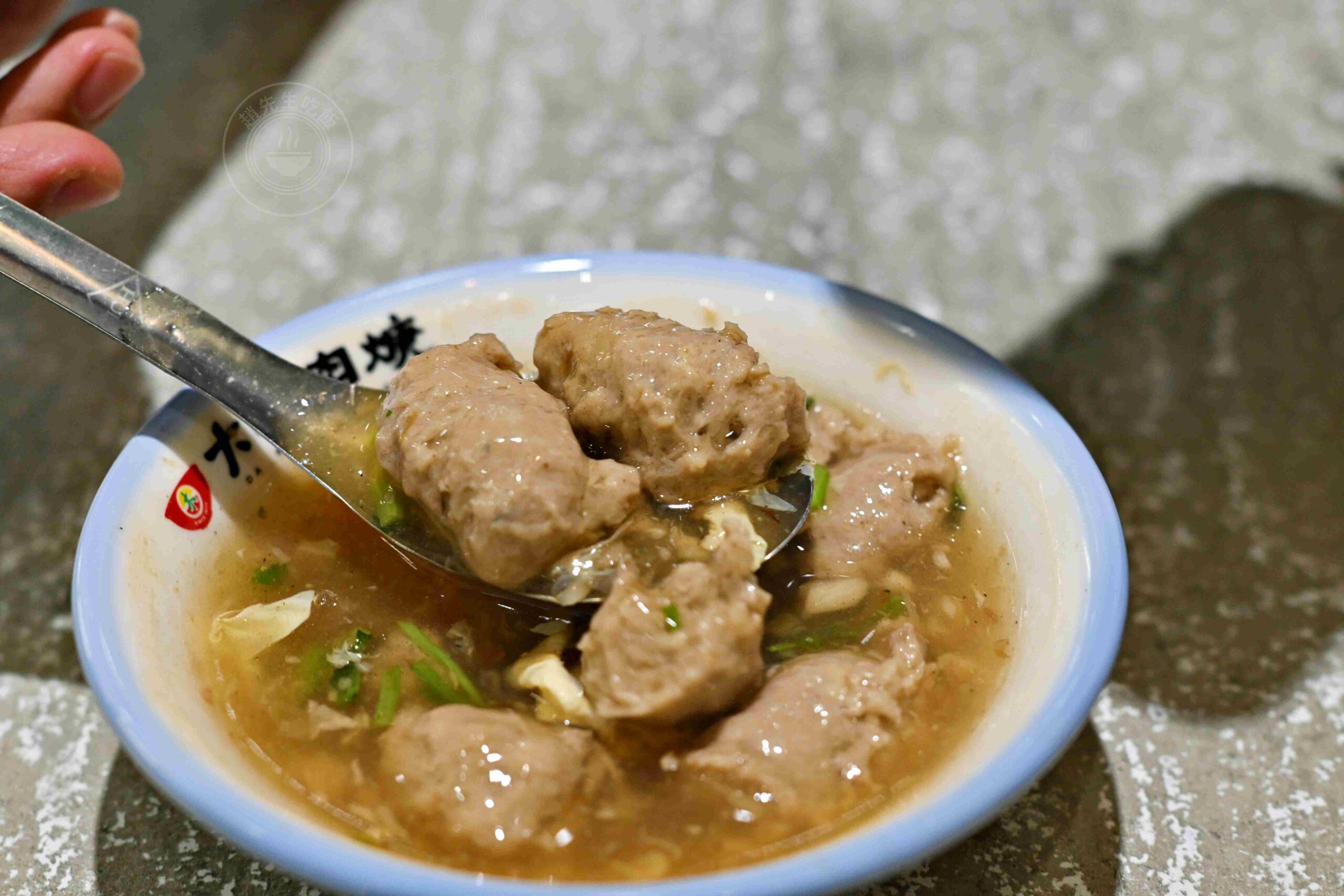 【中和美食】大胖肉羹莒光店，肉羹湯喝到飽40多年小吃，炒麵和滷肉飯也厲害推薦(菜單) @趙先生吃飯