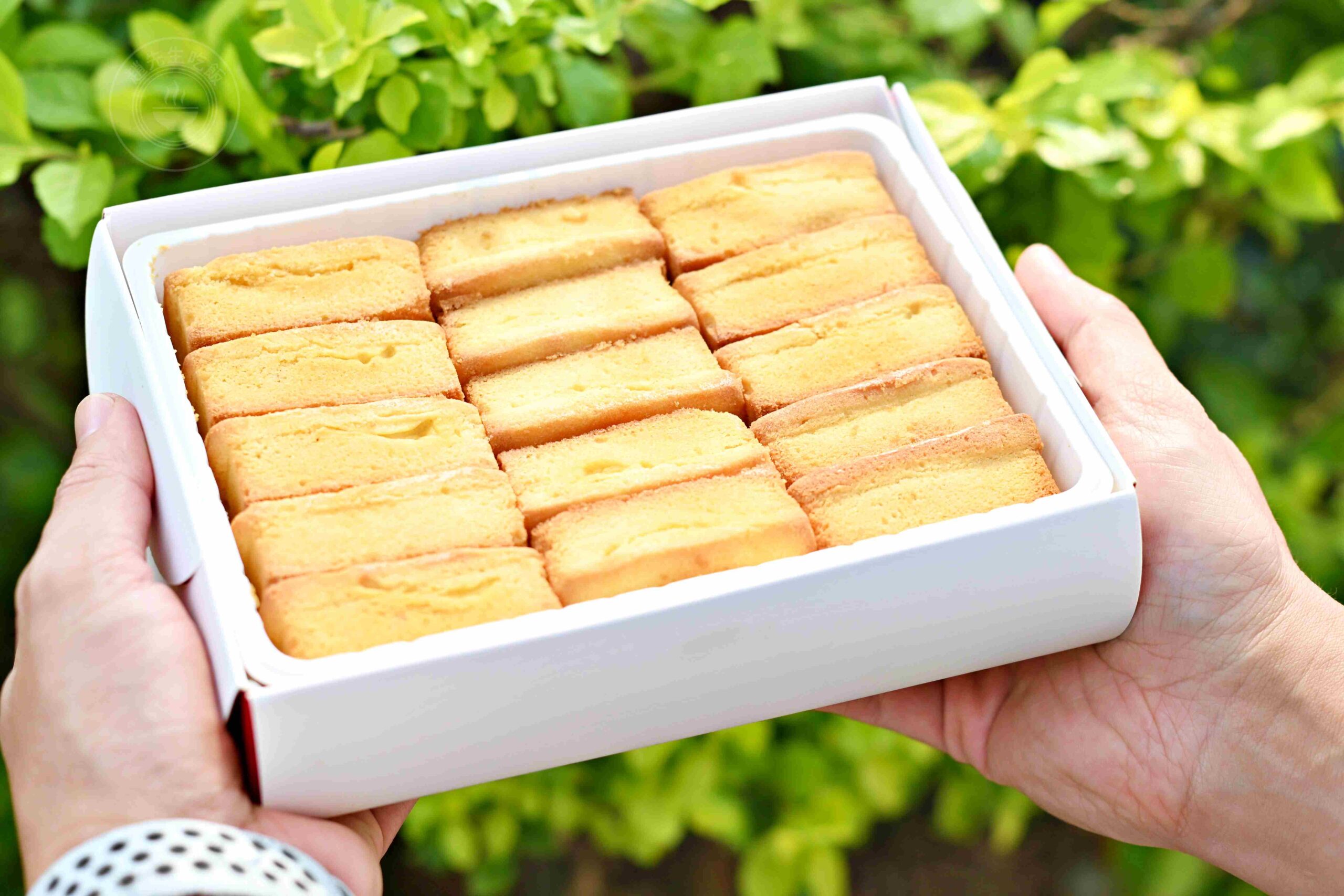 【板橋美食】小潘蛋糕坊，藏在巷弄的超強傳統蛋糕，排隊名產鳳凰酥與起酥蛋糕推薦(菜單) @趙先生吃飯