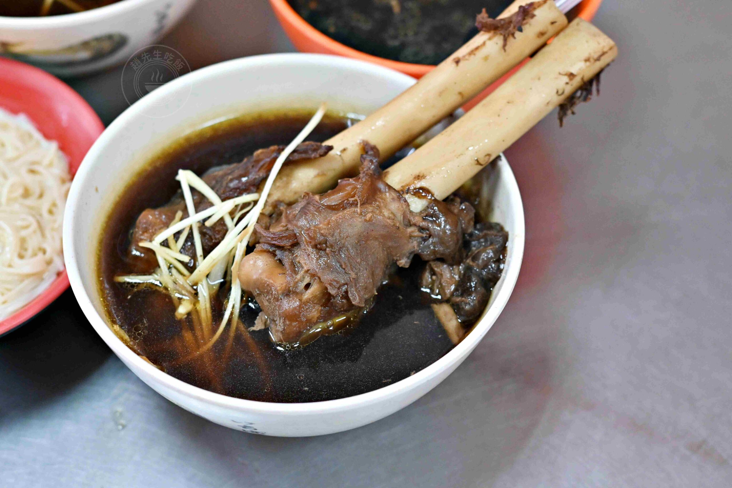 【林口美食】二省道晟鴻羊肉，湯頭甘甜無腥味可免費續湯推薦羊肉麵線、羊骨湯(菜單) @趙先生吃飯