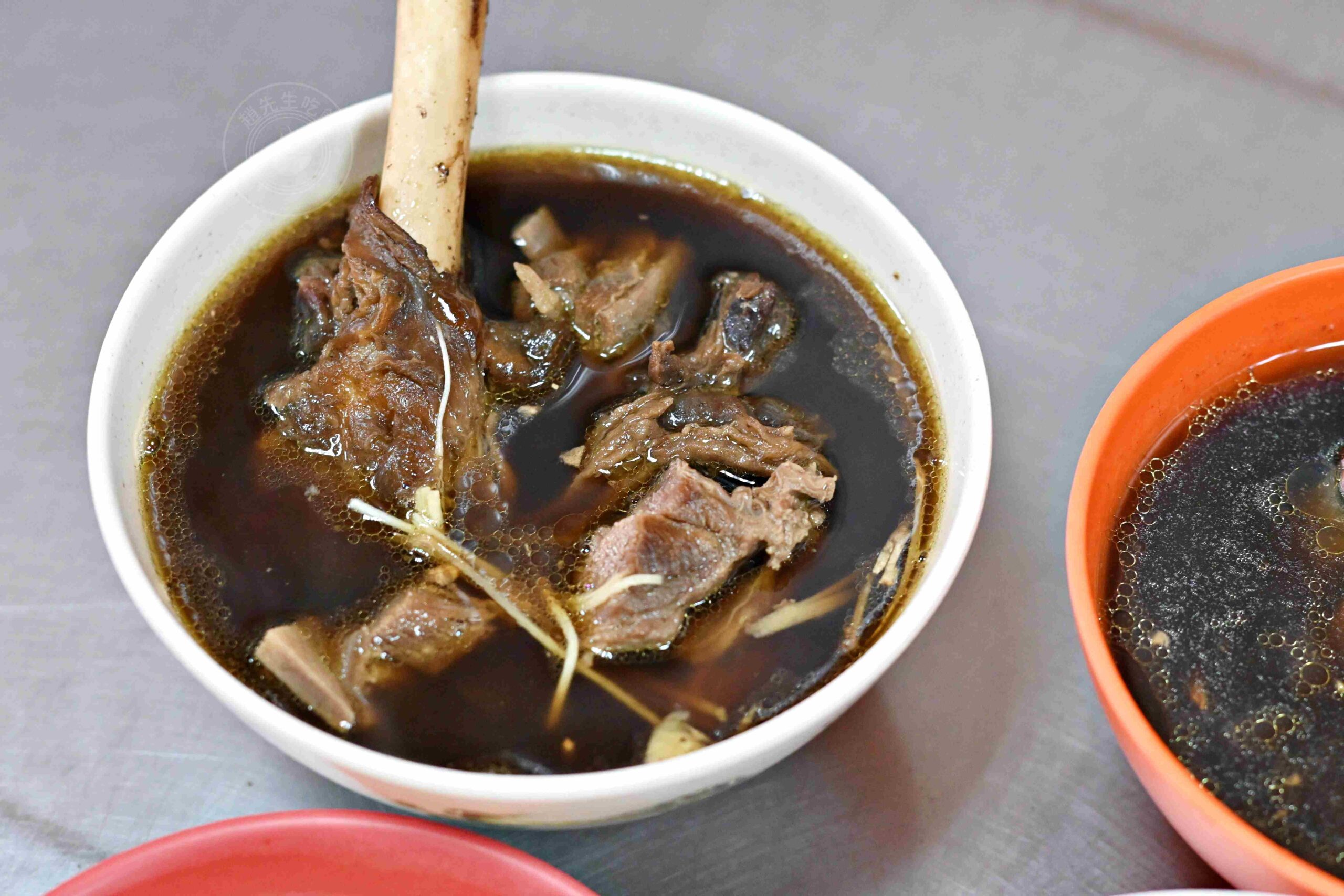 【林口美食】二省道晟鴻羊肉，湯頭甘甜無腥味可免費續湯推薦羊肉麵線、羊骨湯(菜單) @趙先生吃飯