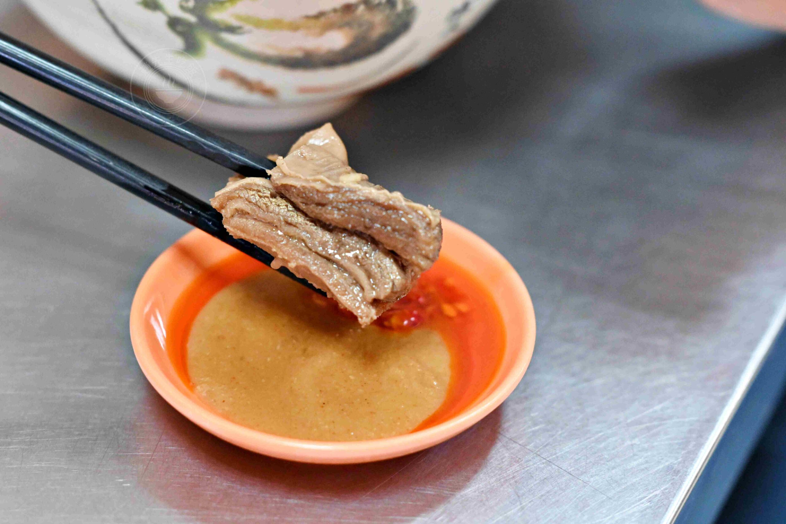 【林口美食】二省道晟鴻羊肉，湯頭甘甜無腥味可免費續湯推薦羊肉麵線、羊骨湯(菜單) @趙先生吃飯