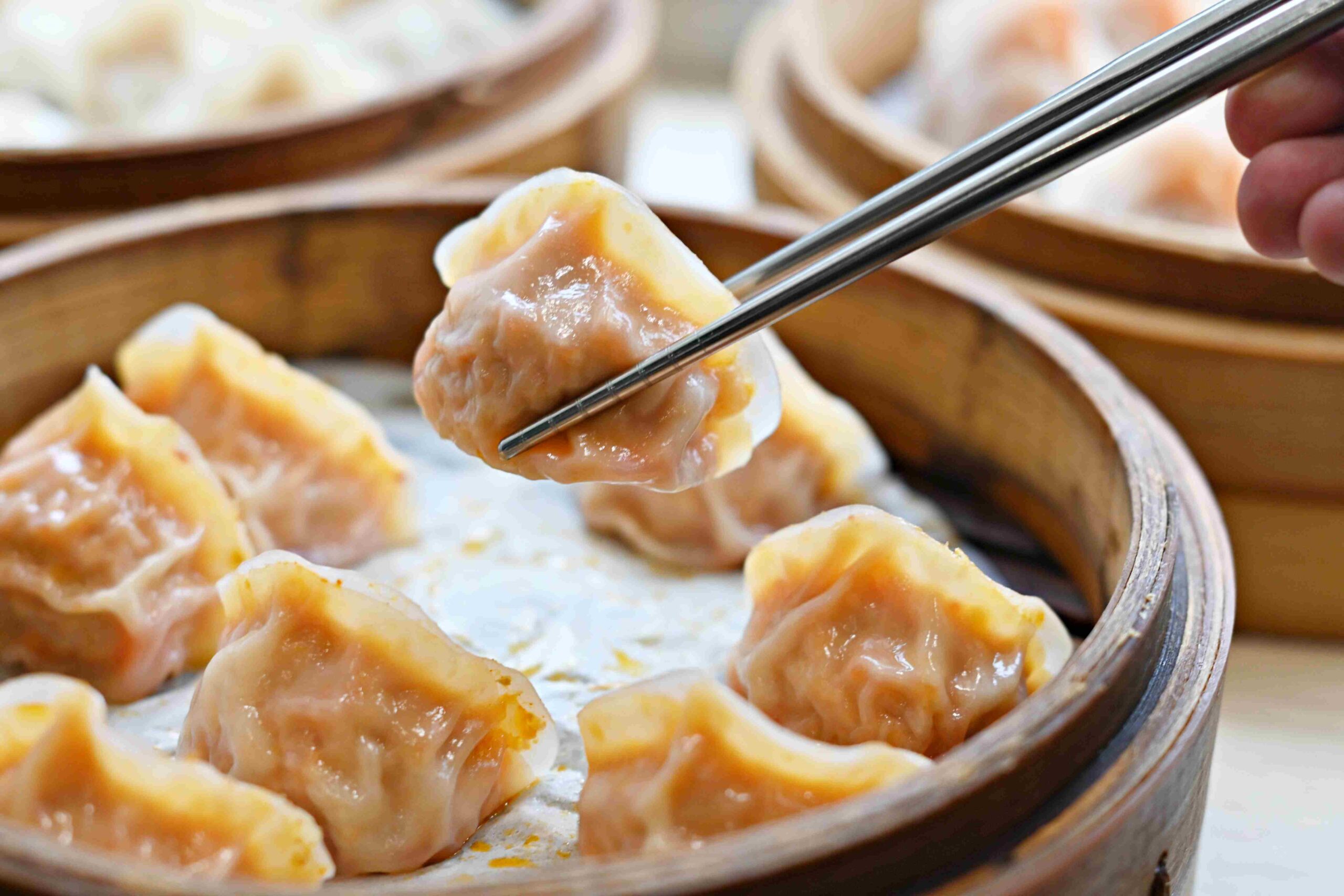 【松山美食】亓家蒸餃，我心目中台北前三名的噴汁蒸餃老店推薦(菜單) @趙先生吃飯