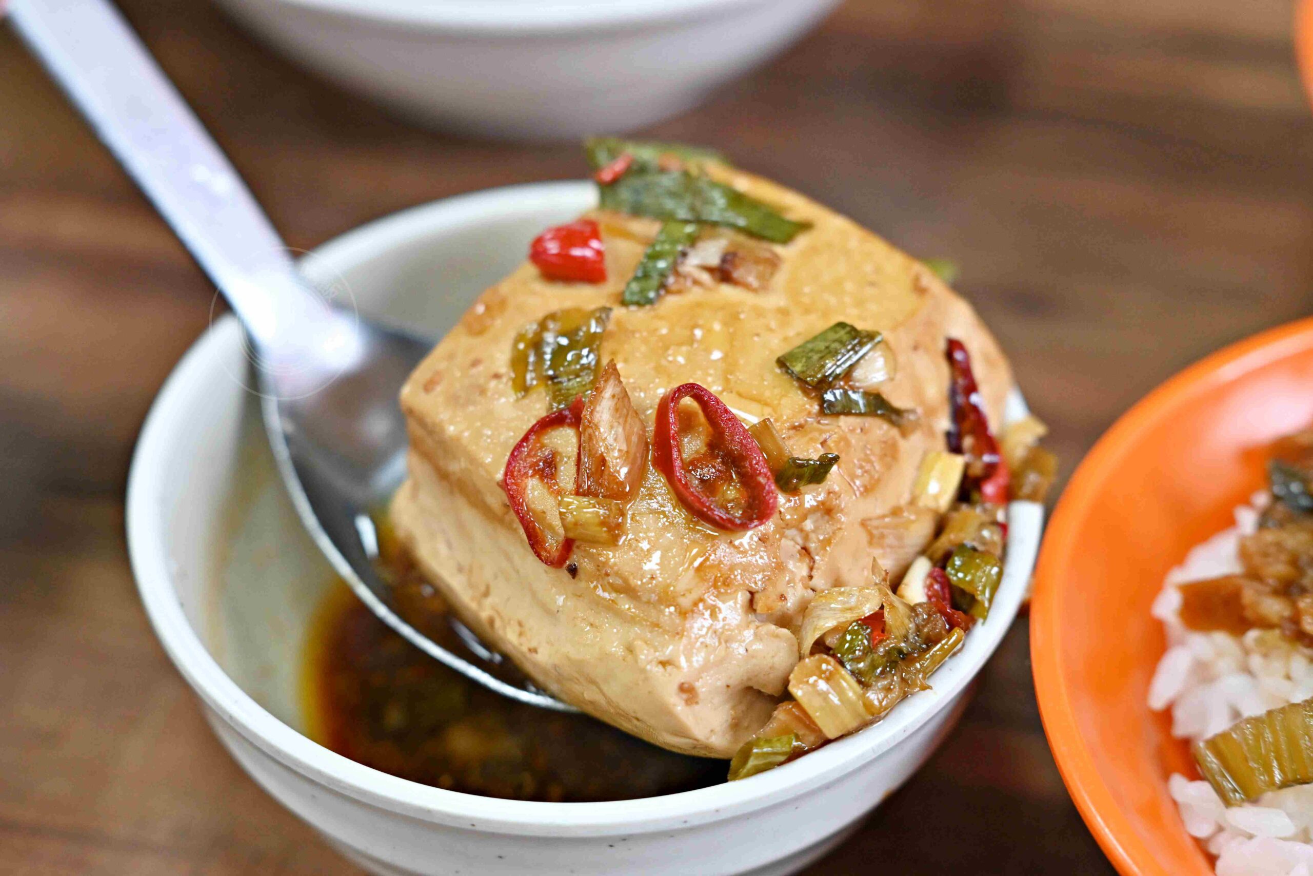 【三重美食】唯豐魯肉飯，三重五大滷肉飯之一，價錢便宜卻超好吃推薦(菜單) @趙先生吃飯