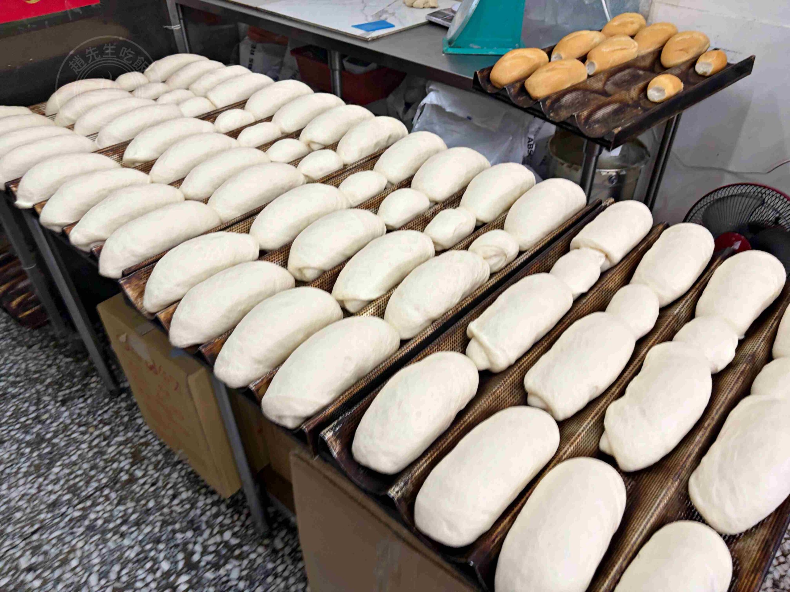 【三重美食】陳氏越南法國麵包，隱藏版料多紮實麵包在地滋味推薦(菜單) @趙先生吃飯