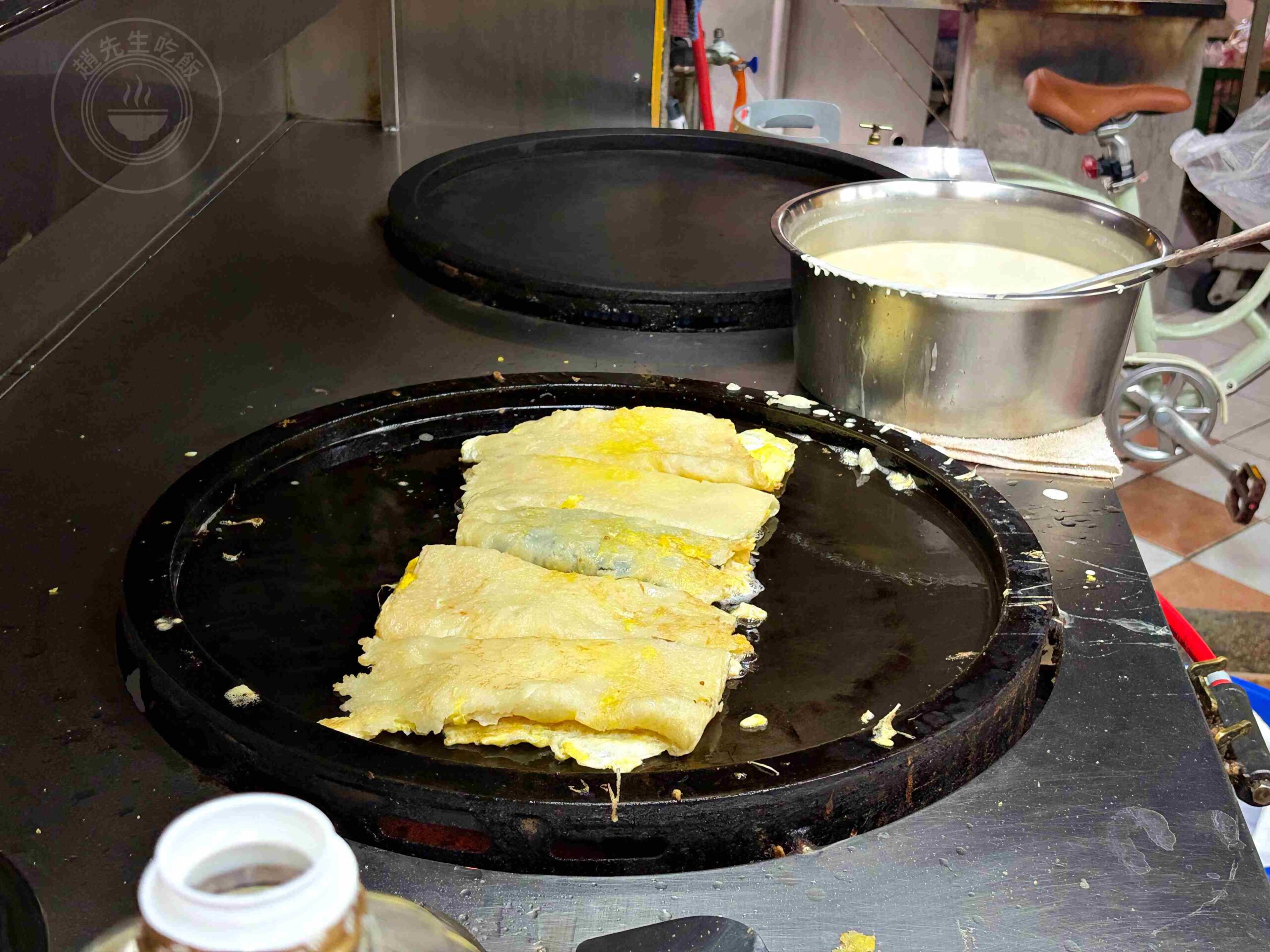 【高雄美食】六姐傳統飯糰特製蛋餅專賣店，30年飽足感蛋餅、飯糰，奧運銀牌戴資穎也超愛！(菜單) @趙先生吃飯