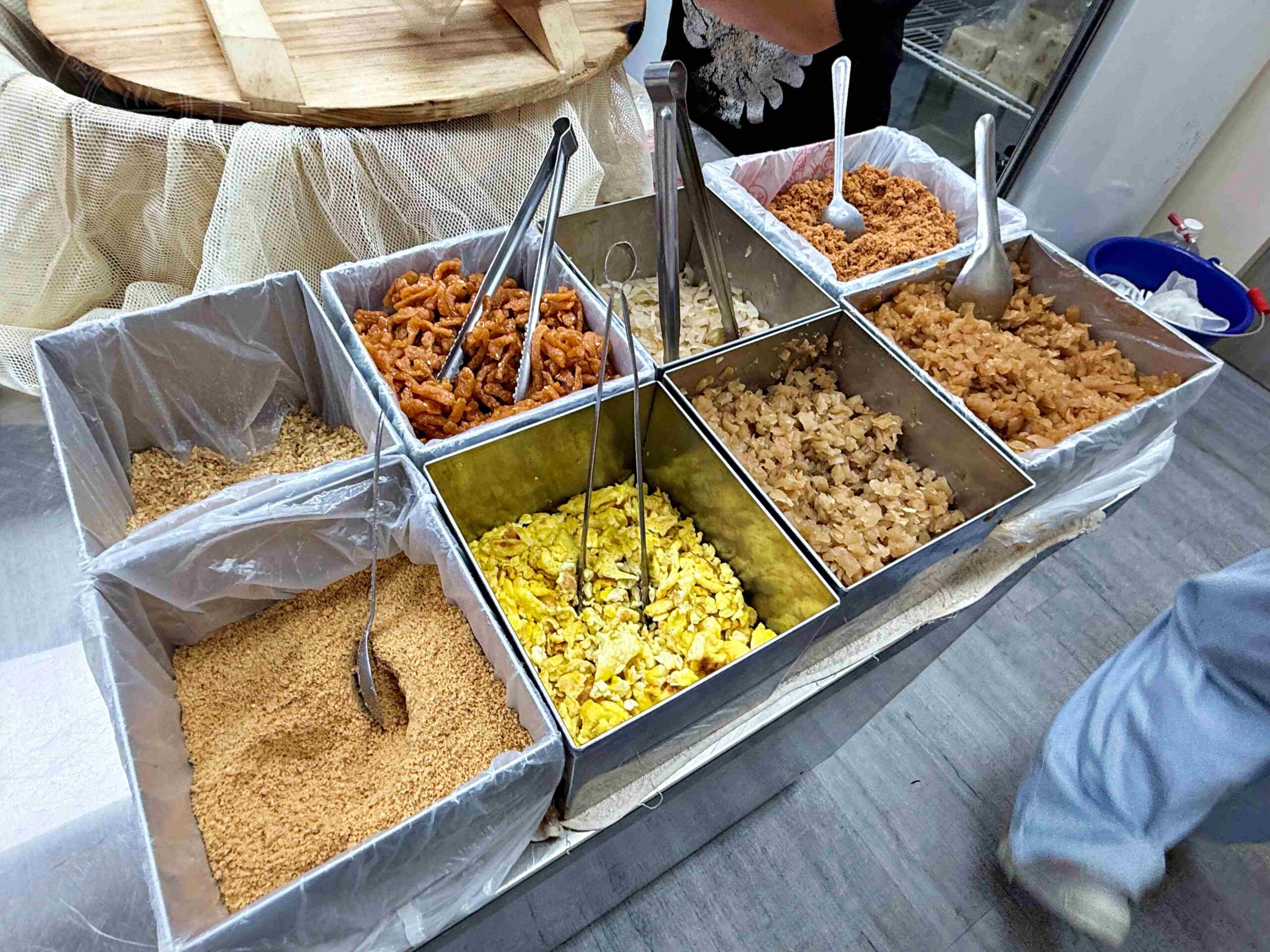 【高雄美食】六姐傳統飯糰特製蛋餅專賣店，30年飽足感蛋餅、飯糰，奧運銀牌戴資穎也超愛！(菜單) @趙先生吃飯