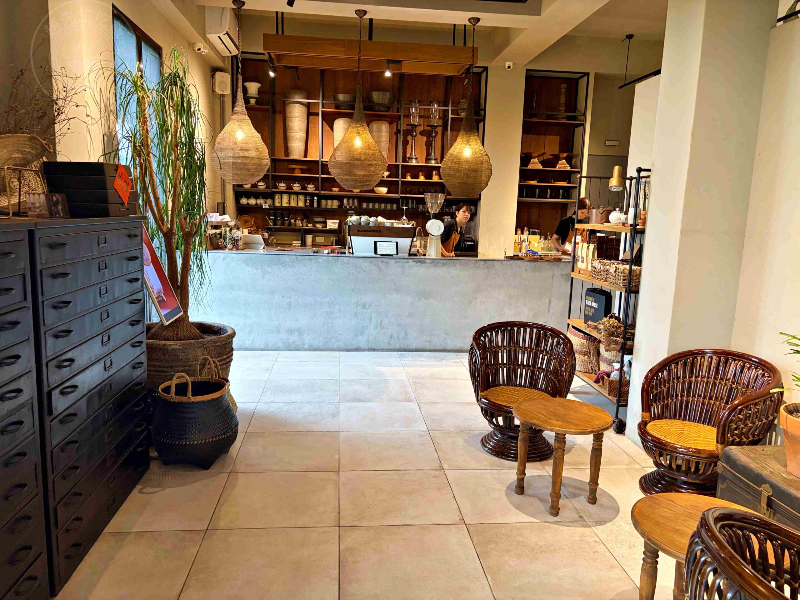 【礁溪美食】蒔花 DailyBlossom Cafe & More，超美純白建築不限時景觀下午茶推薦推薦(菜單) @趙先生吃飯